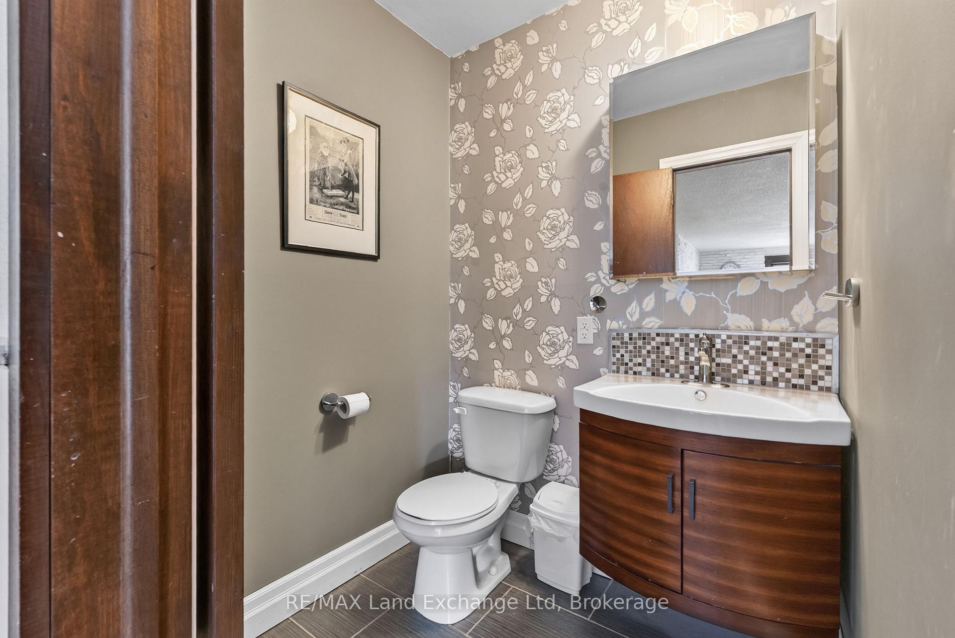 Photo 17 of 255 Centre St Street, North Huron, Wingham — HOMEH
