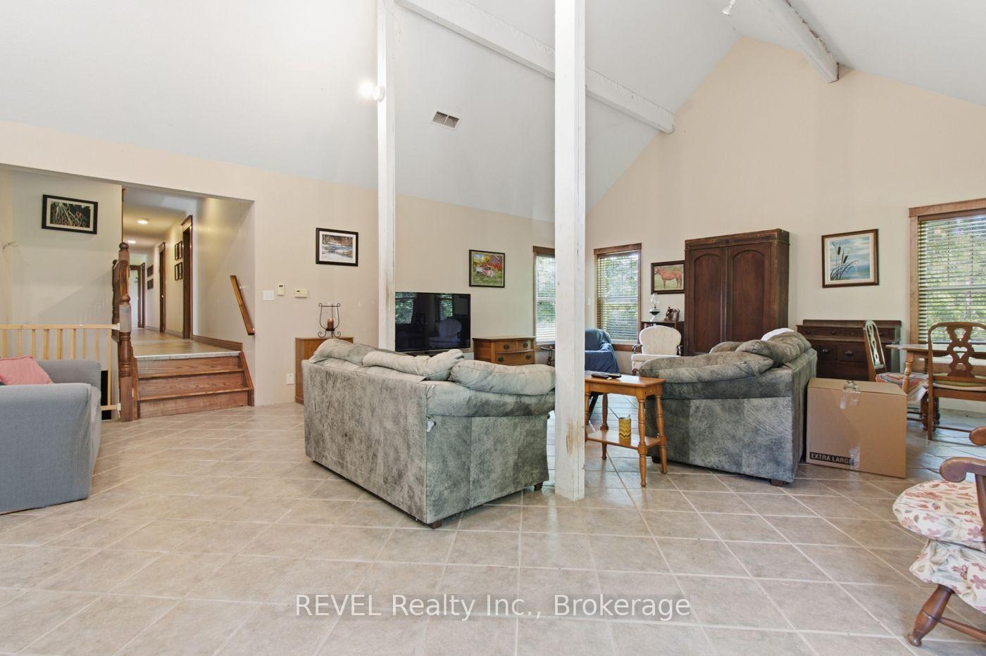Photo 9 of 2986 Wessel Drive, Lincoln, Lincoln-Jordan/Vineland — HOMEH