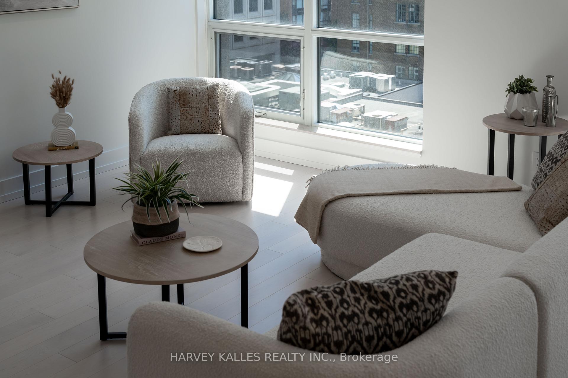 Photo 10 of Unit 603, 10 Bellair Street, Toronto, The Annex — HOMEH