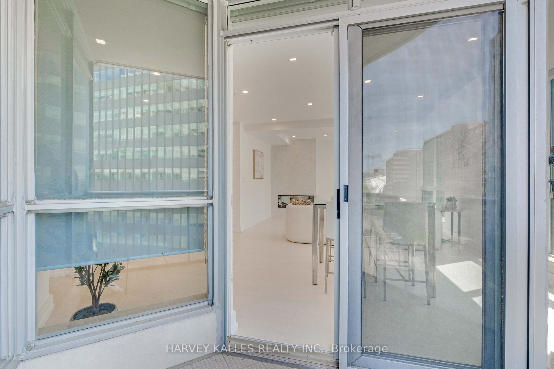 Photo 12 of Unit 603, 10 Bellair Street, Toronto, The Annex — HOMEH