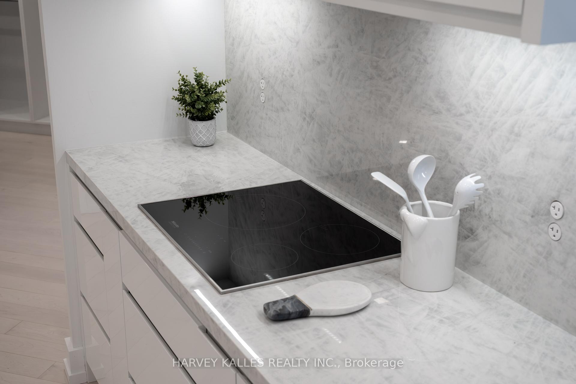 Photo 20 of Unit 603, 10 Bellair Street, Toronto, The Annex — HOMEH