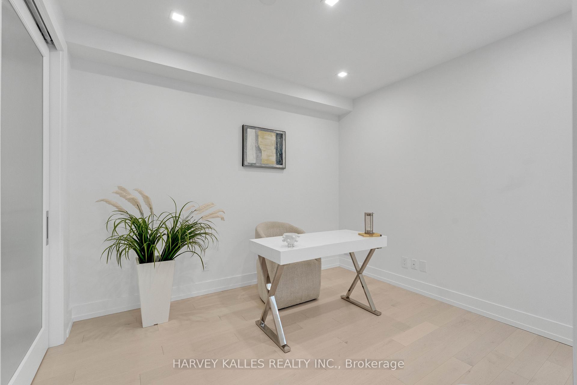 Photo 24 of Unit 603, 10 Bellair Street, Toronto, The Annex — HOMEH