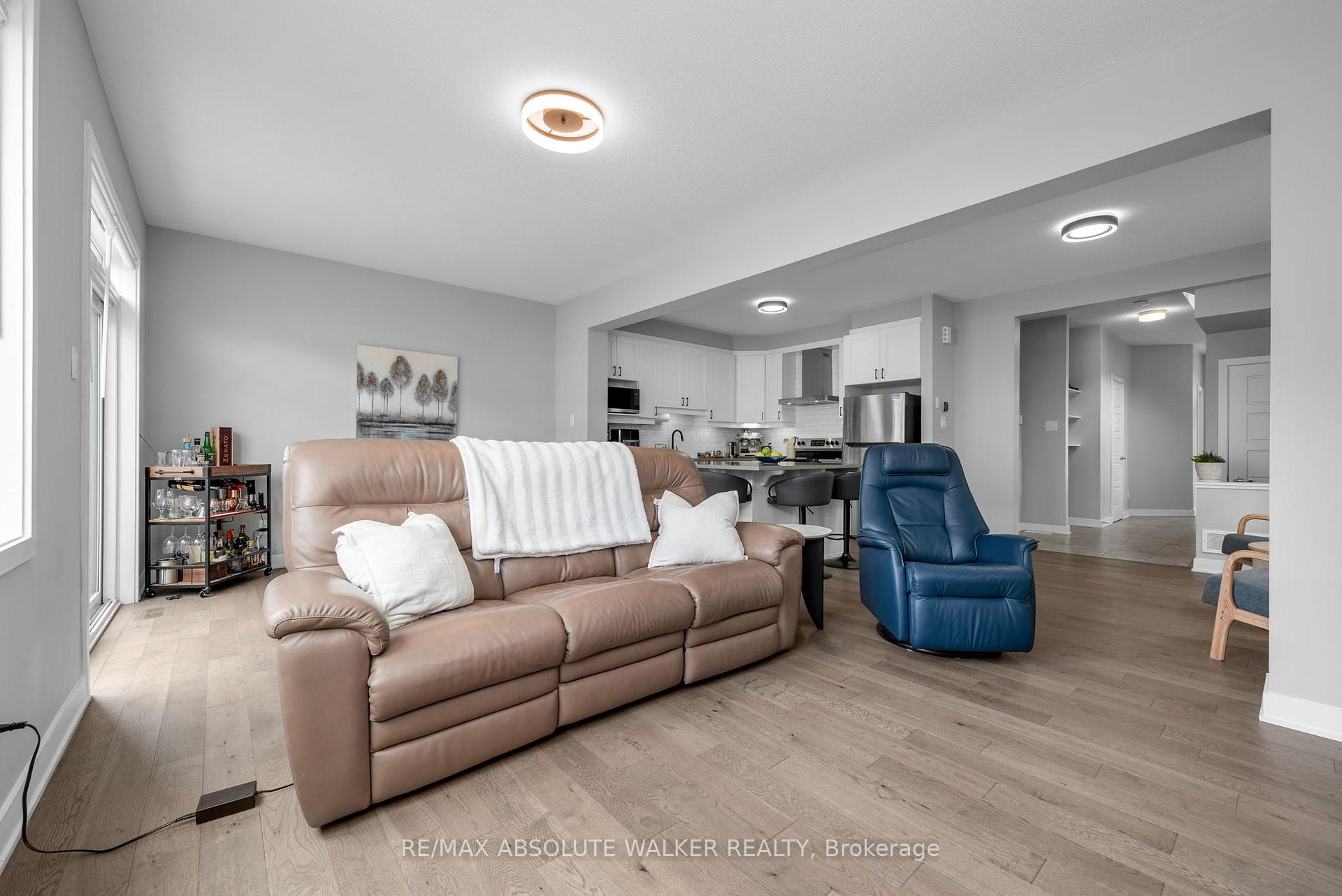 Photo 16 of 2176 Winsome Terrace, Ottawa, Fallingbrook/Gardenway South — HOMEH