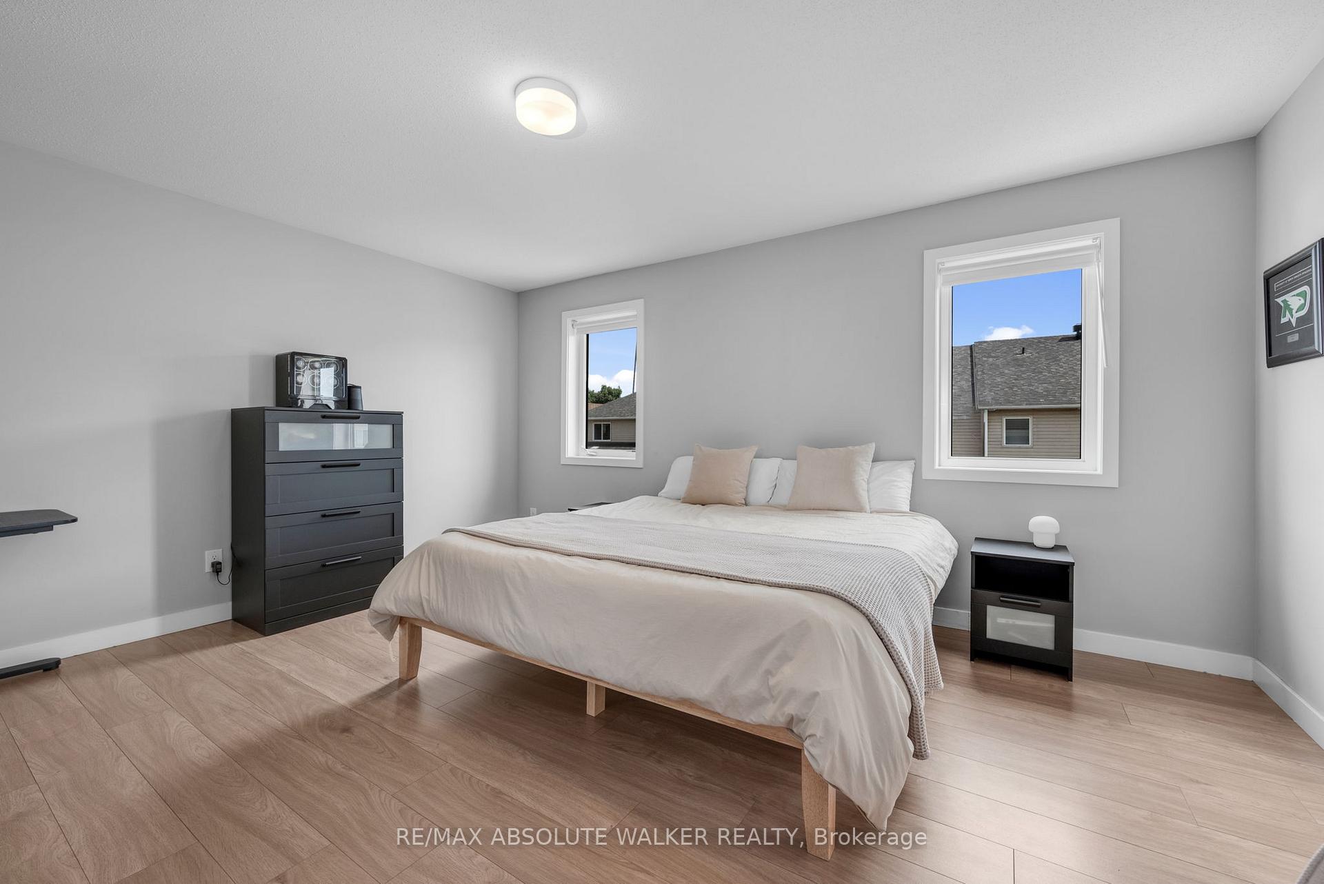 Photo 18 of 2176 Winsome Terrace, Ottawa, Fallingbrook/Gardenway South — HOMEH