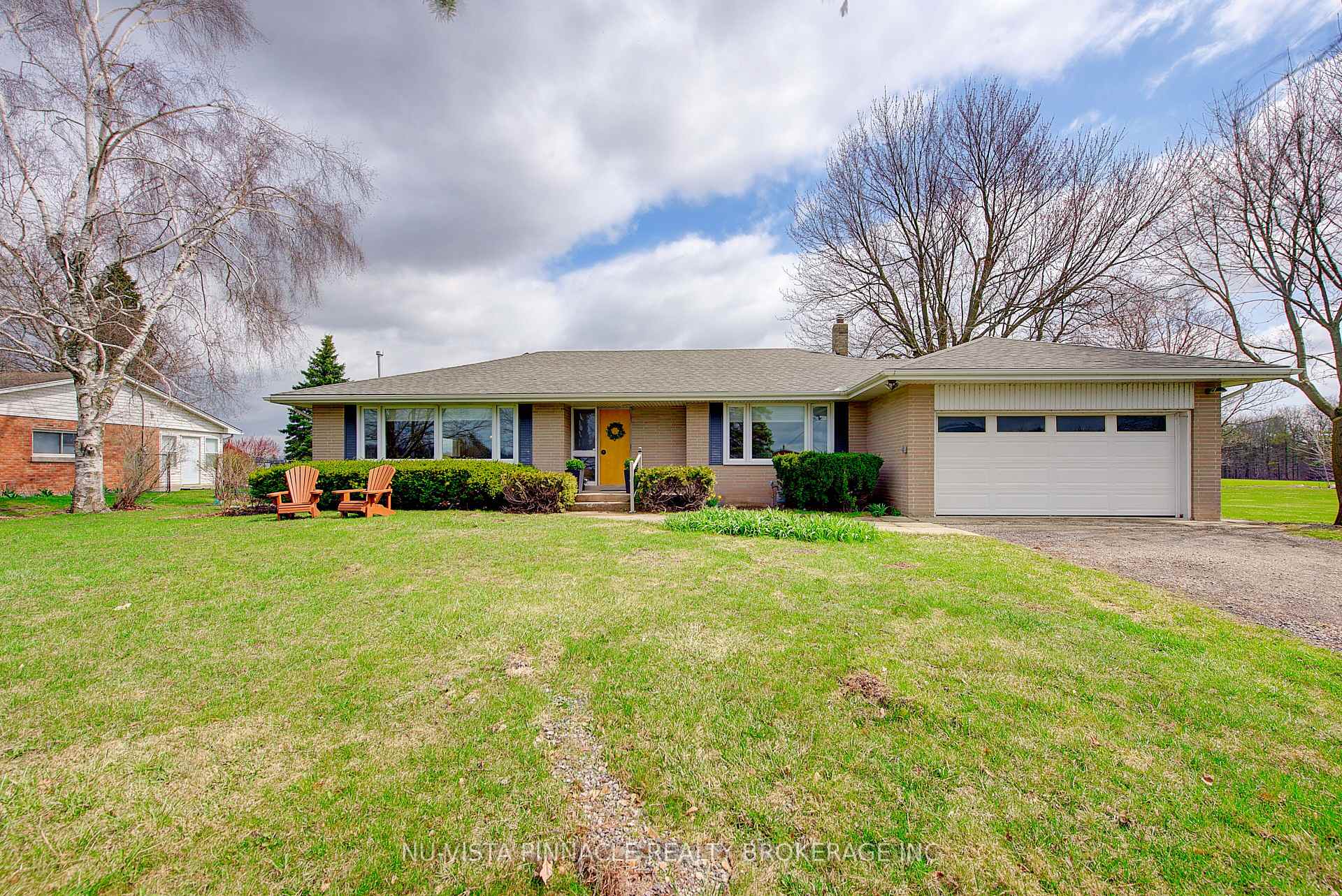 Photo 3 of 21752 Richmond Street, Middlesex Centre, Rural Middlesex Centre — HOMEH