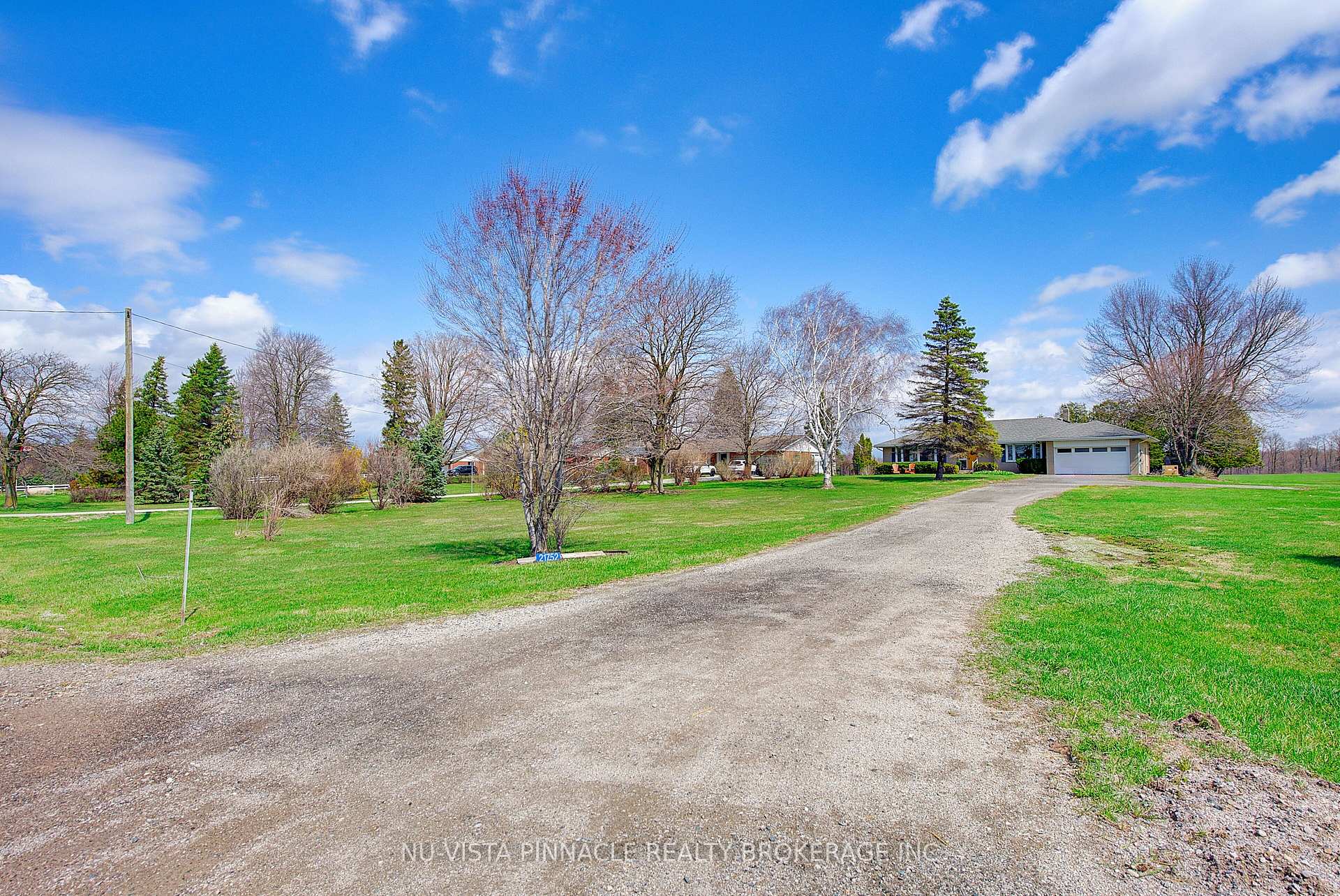 Photo 4 of 21752 Richmond Street, Middlesex Centre, Rural Middlesex Centre — HOMEH