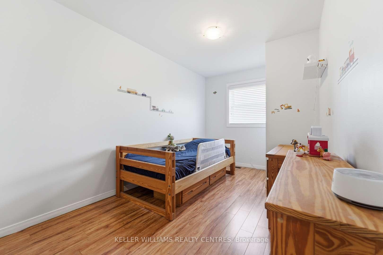 Photo 13 of 22 Ross Linton Drive, Aurora, Aurora Highlands — HOMEH