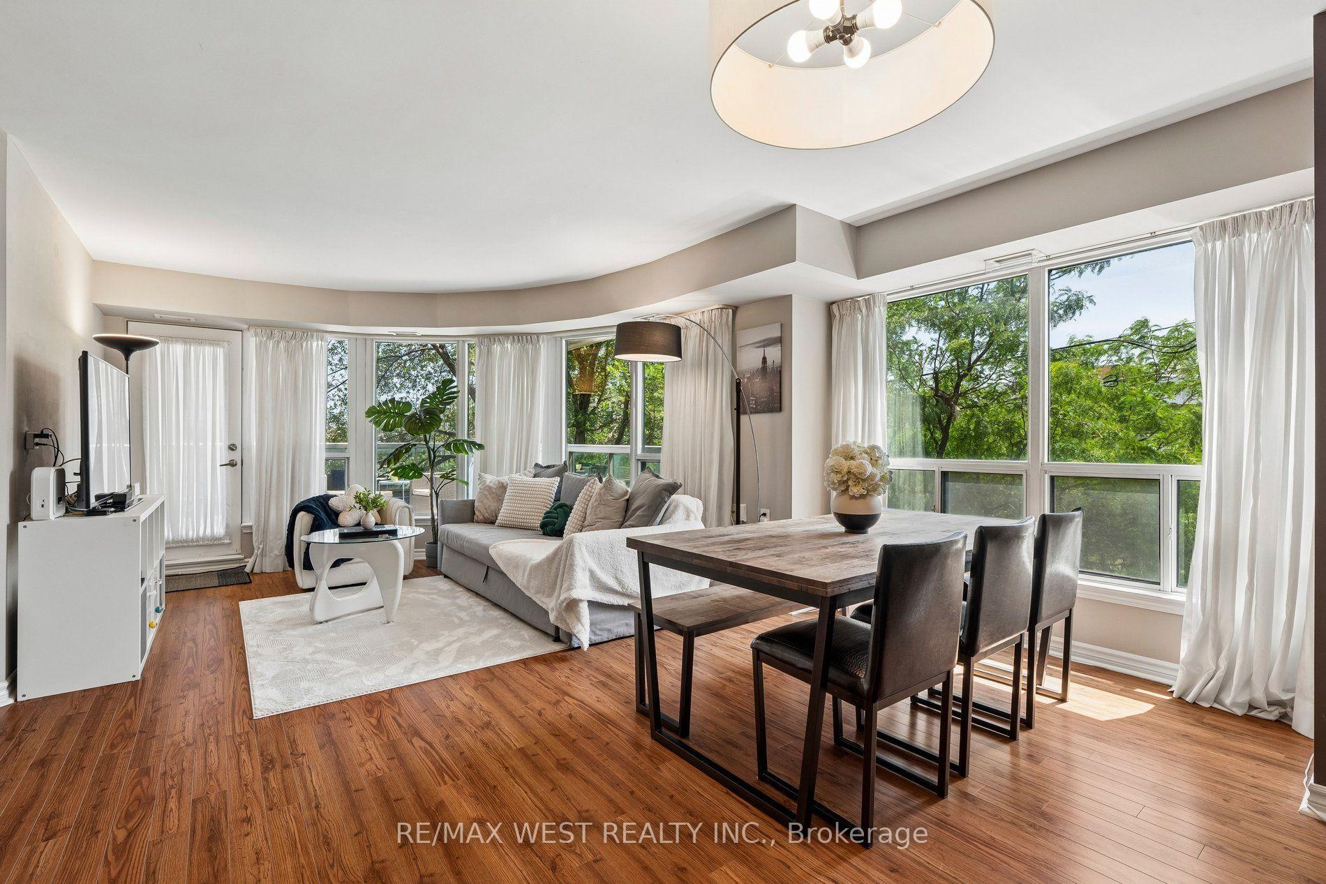 Front of Unit 206, 890 Sheppard Avenue