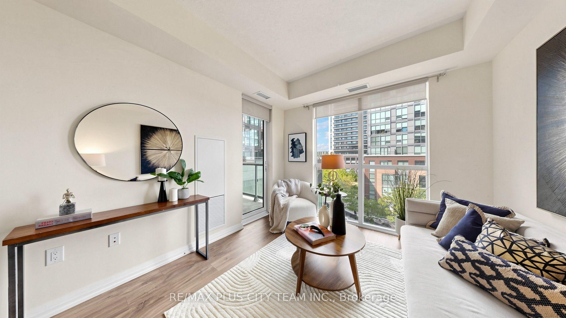 Photo 2 of Unit 423, 50 Thomas Riley Road, Etobicoke, Islington-City Centre West — HOMEH