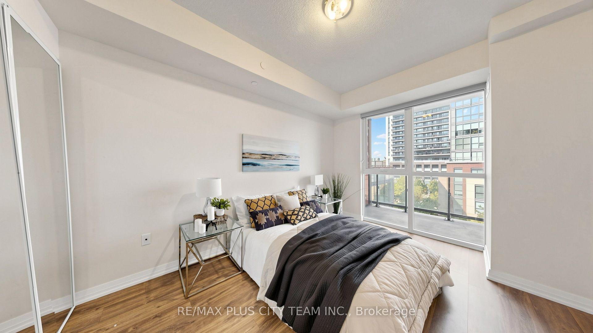 Photo 9 of Unit 423, 50 Thomas Riley Road, Etobicoke, Islington-City Centre West — HOMEH
