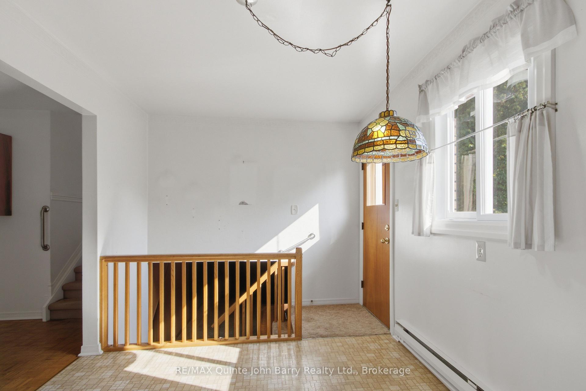 Photo 13 of 16 Austin Street, Quinte West, Trenton Ward — HOMEH