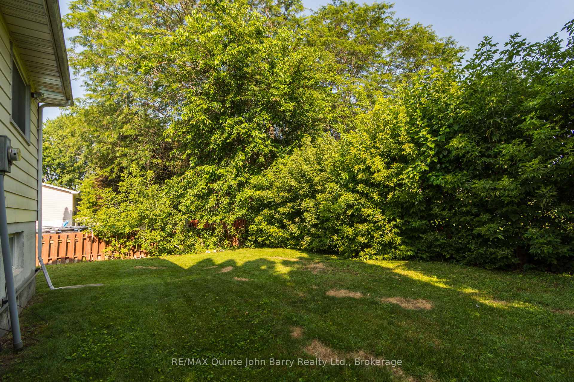 Photo 30 of 16 Austin Street, Quinte West, Trenton Ward — HOMEH
