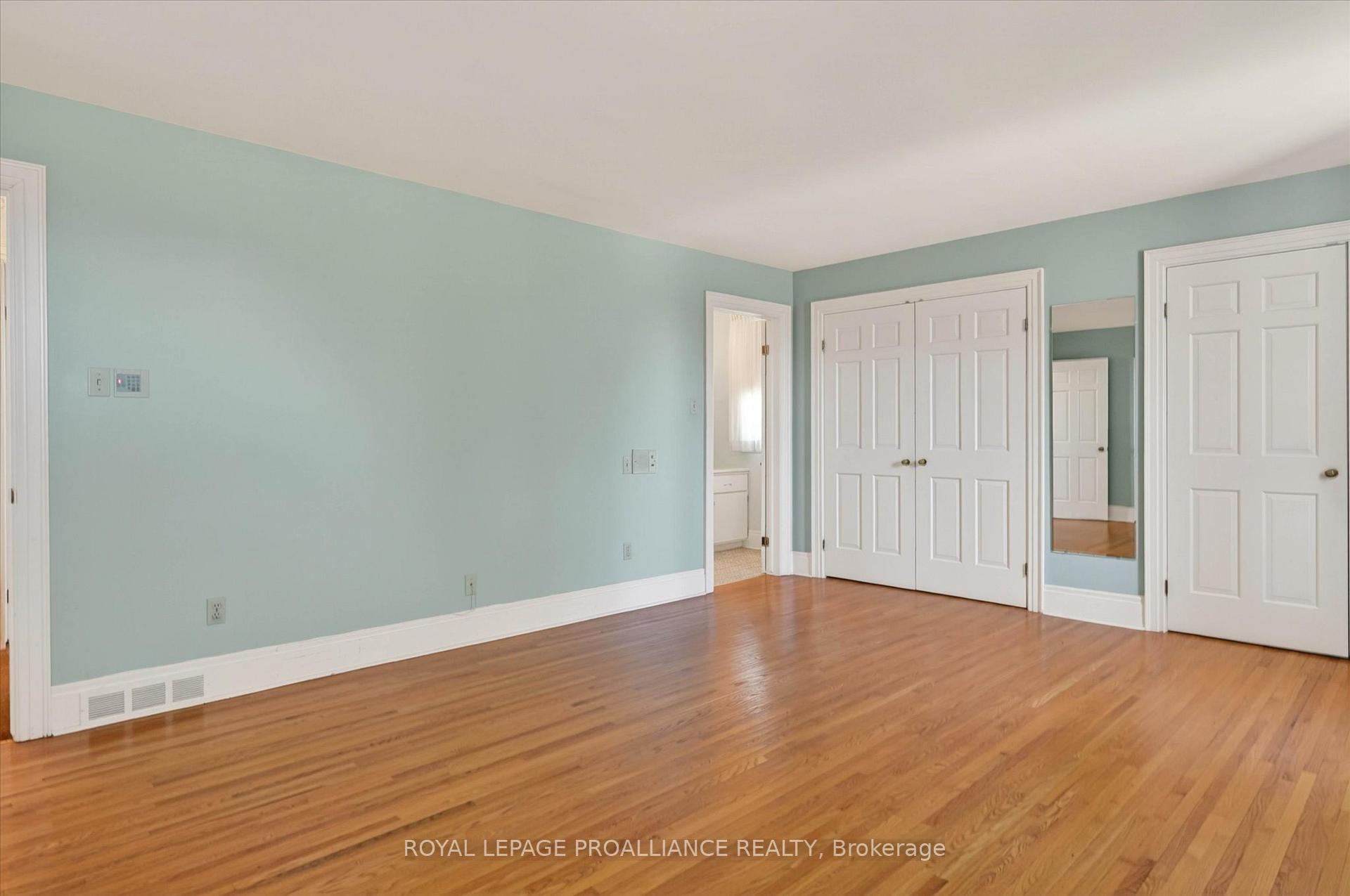 Photo 28 of 1285 Brealey Drive, Peterborough, Monaghan Ward 2 — HOMEH