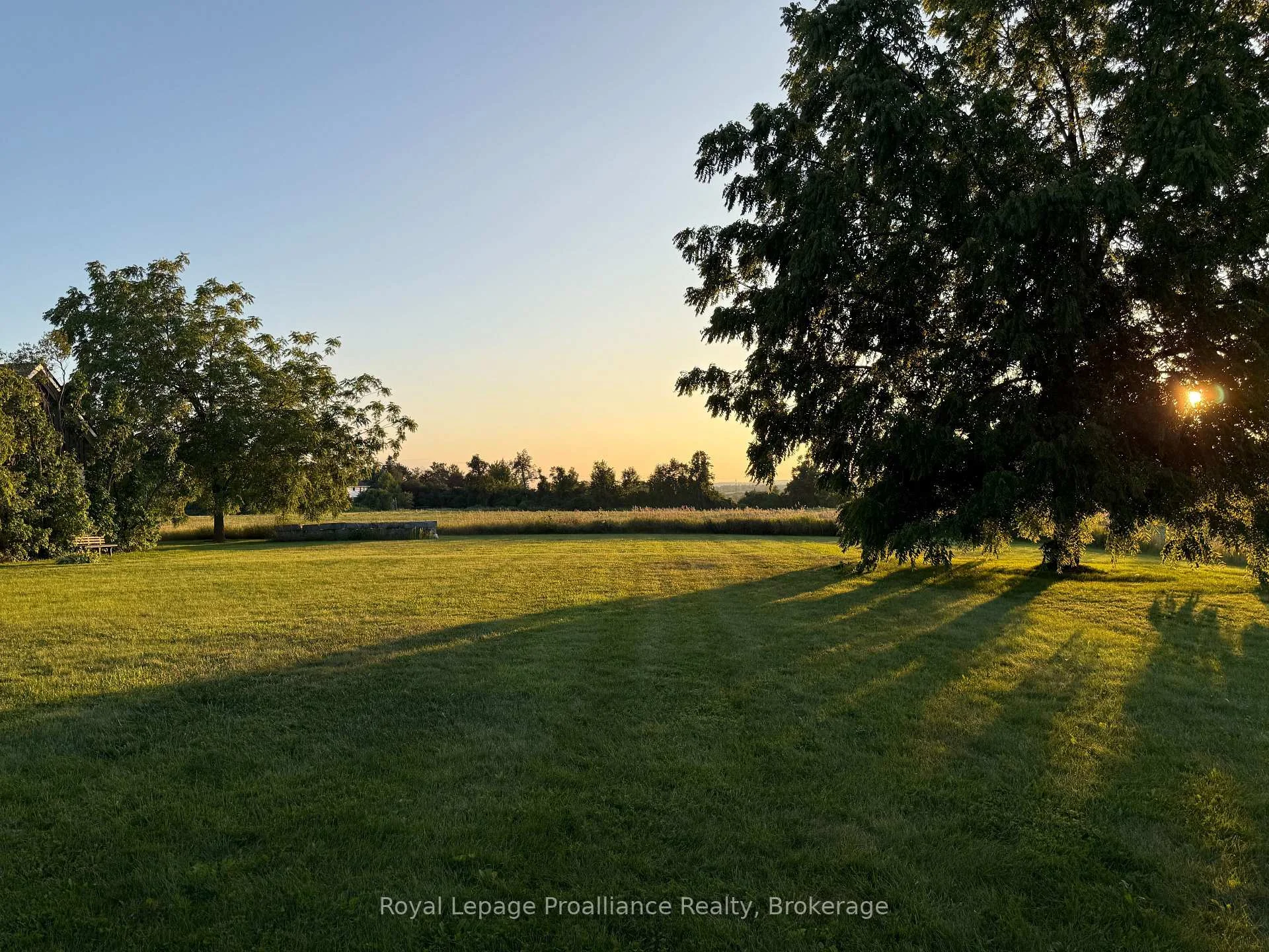 Photo 6 of 1285 Brealey Drive, Peterborough, Monaghan Ward 2 — HOMEH