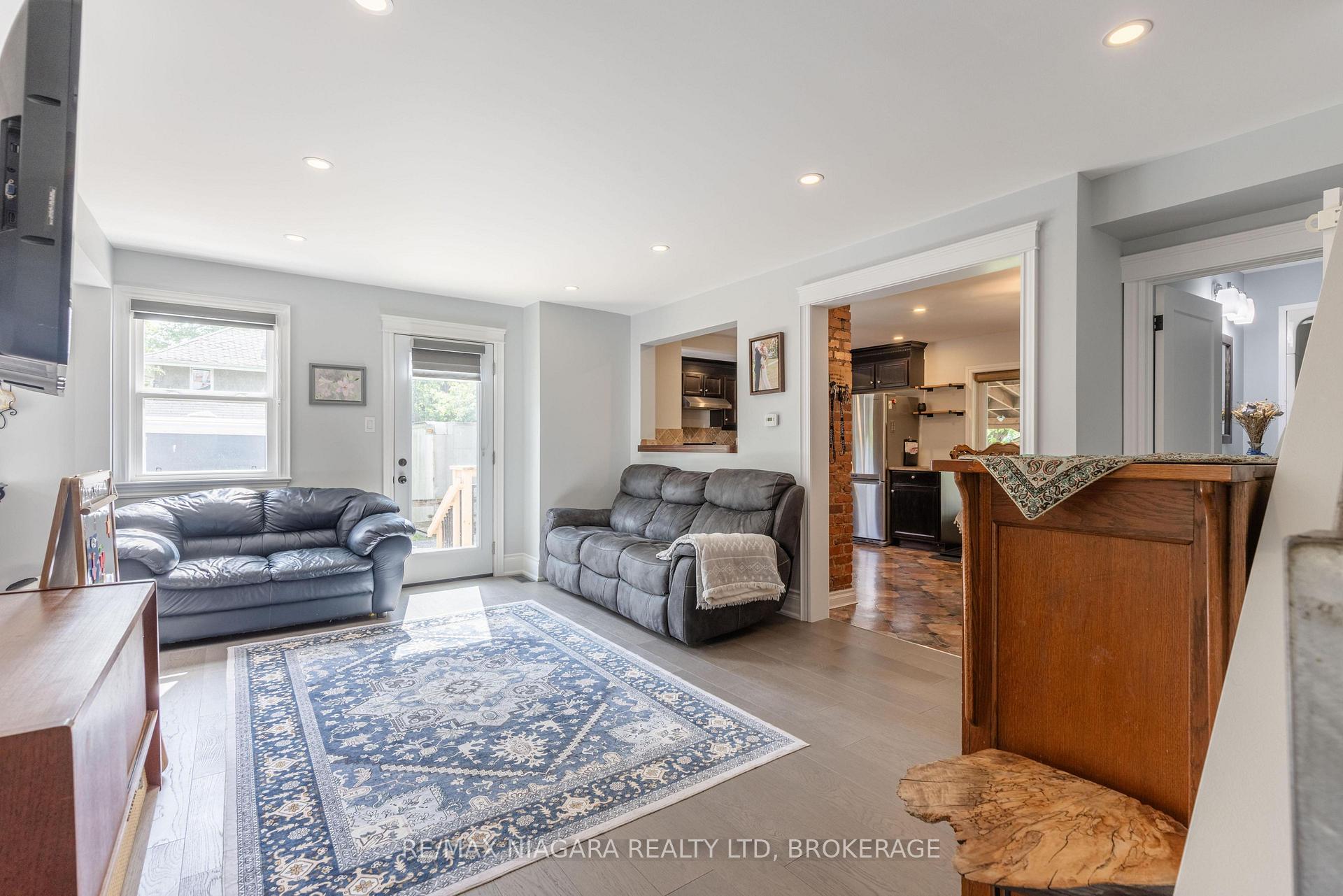 Photo 4 of 93 First Street, Welland, Lincoln/Crowland — HOMEH