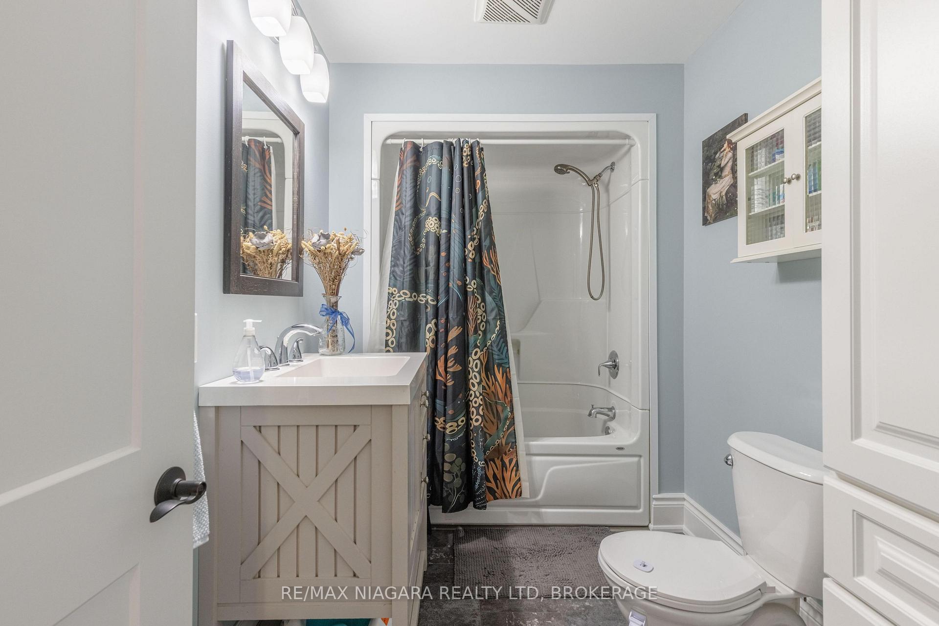 Photo 12 of 93 First Street, Welland, Lincoln/Crowland — HOMEH