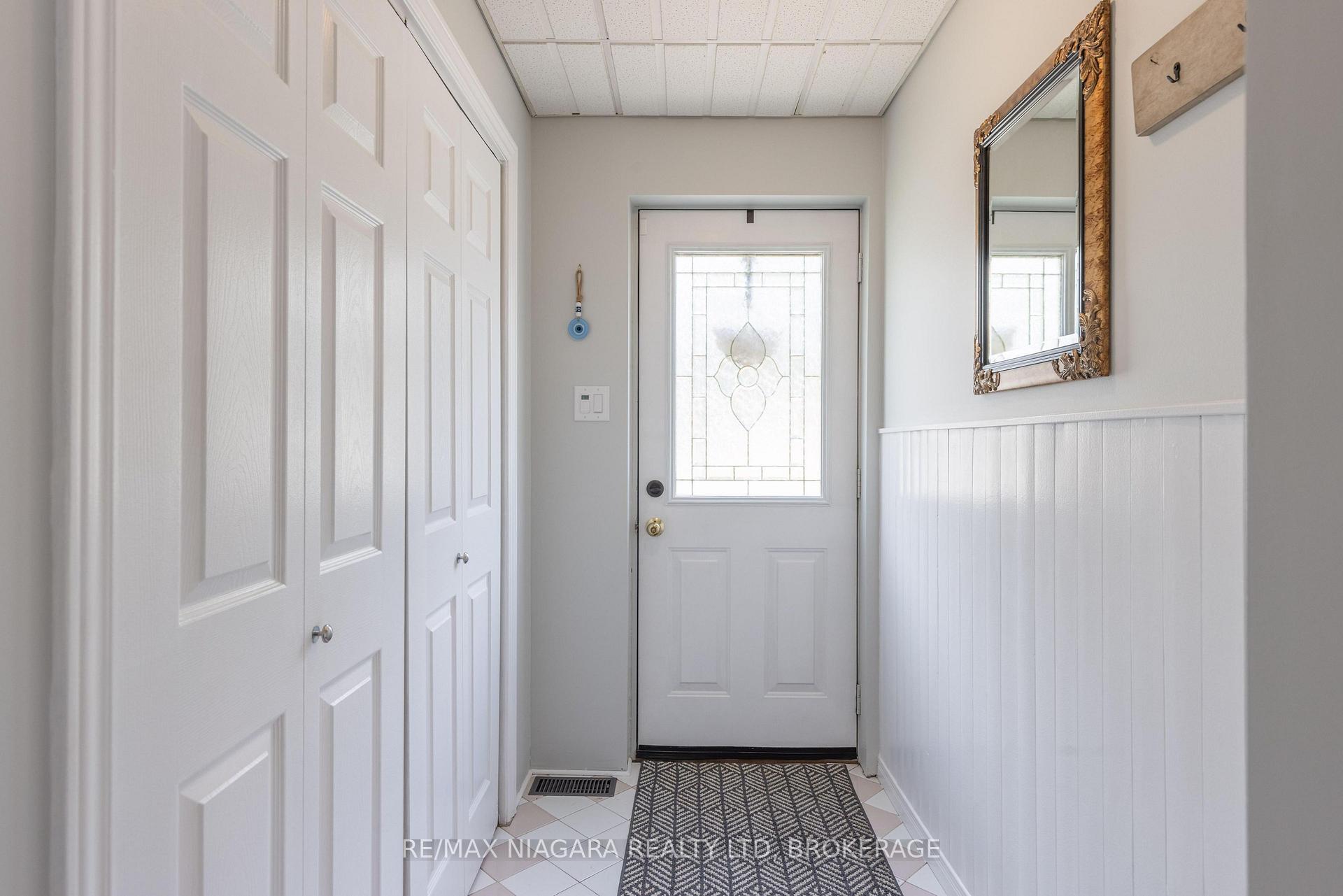 Photo 19 of 93 First Street, Welland, Lincoln/Crowland — HOMEH