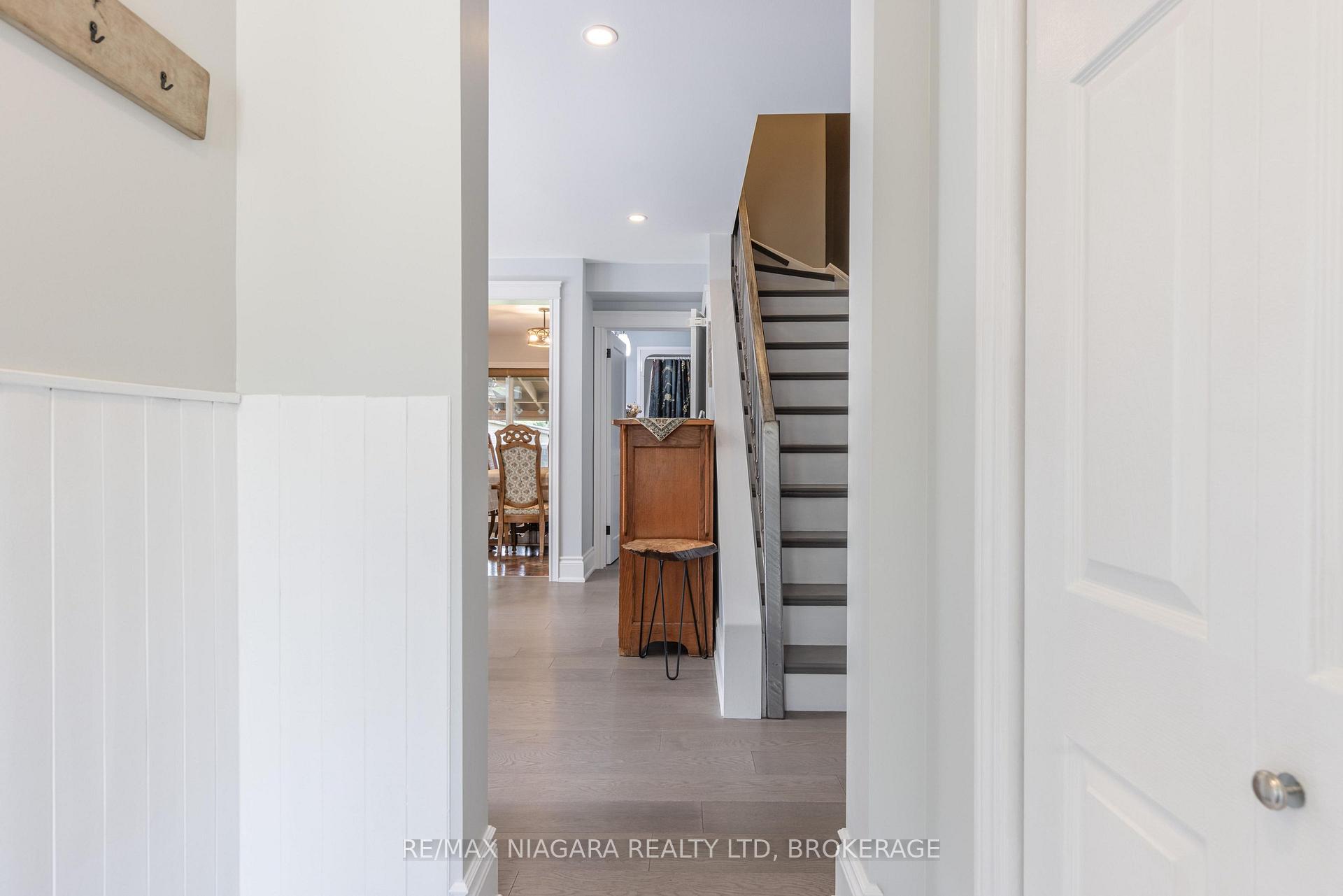 Photo 20 of 93 First Street, Welland, Lincoln/Crowland — HOMEH
