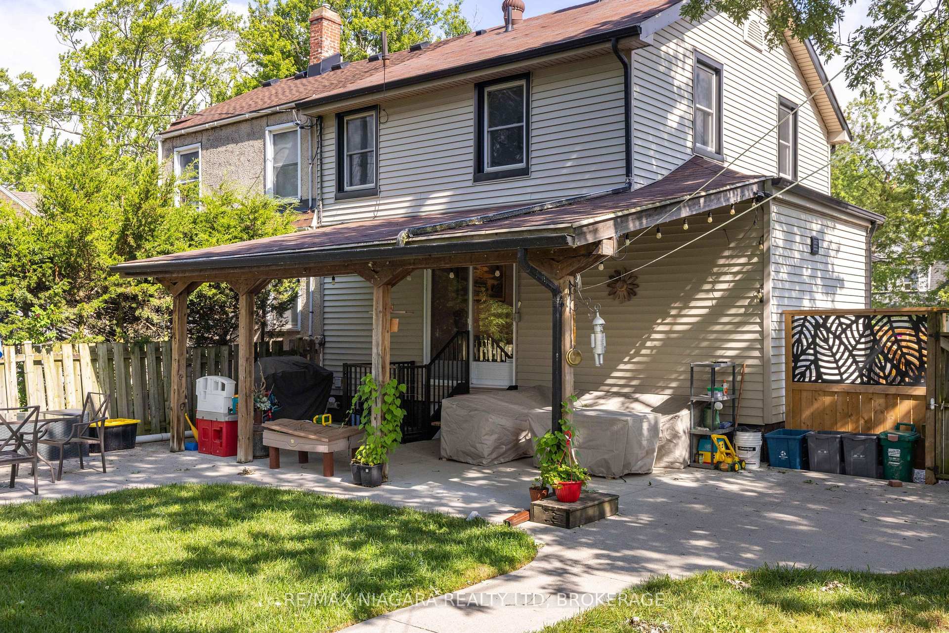 Photo 26 of 93 First Street, Welland, Lincoln/Crowland — HOMEH