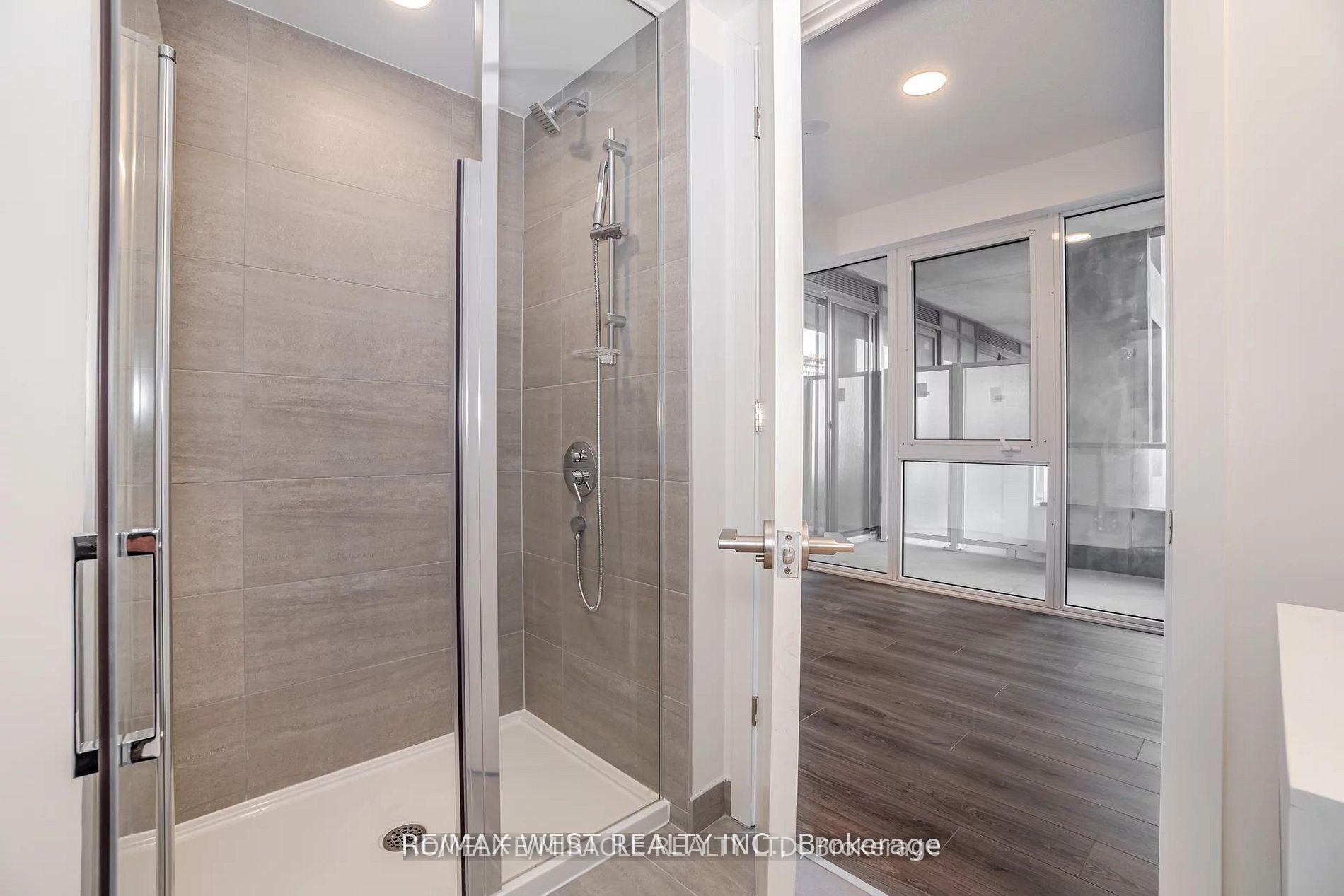 Photo 12 of Unit 401, 9 Tecumseth Street, Toronto, Niagara — HOMEH