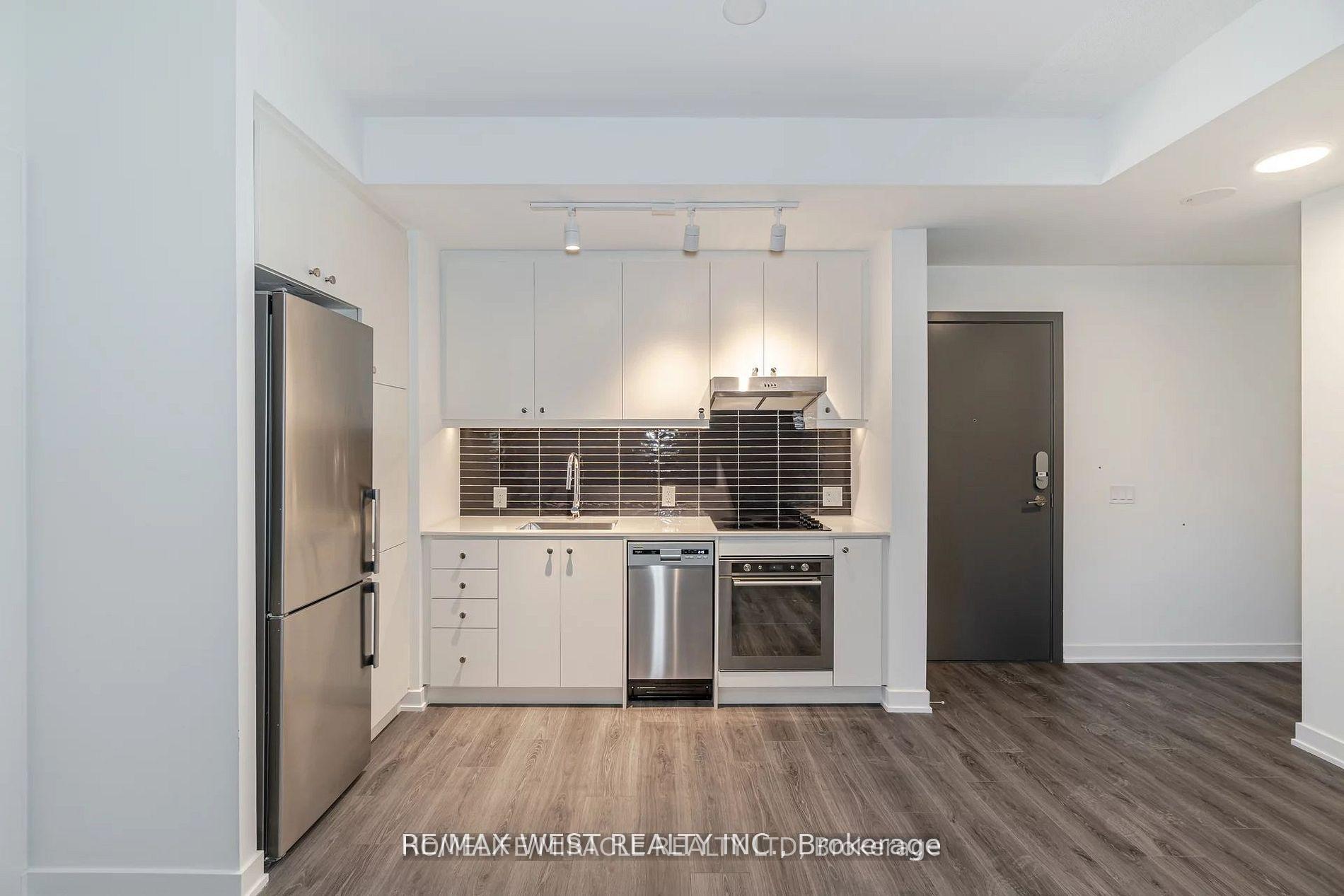Photo 13 of Unit 401, 9 Tecumseth Street, Toronto, Niagara — HOMEH