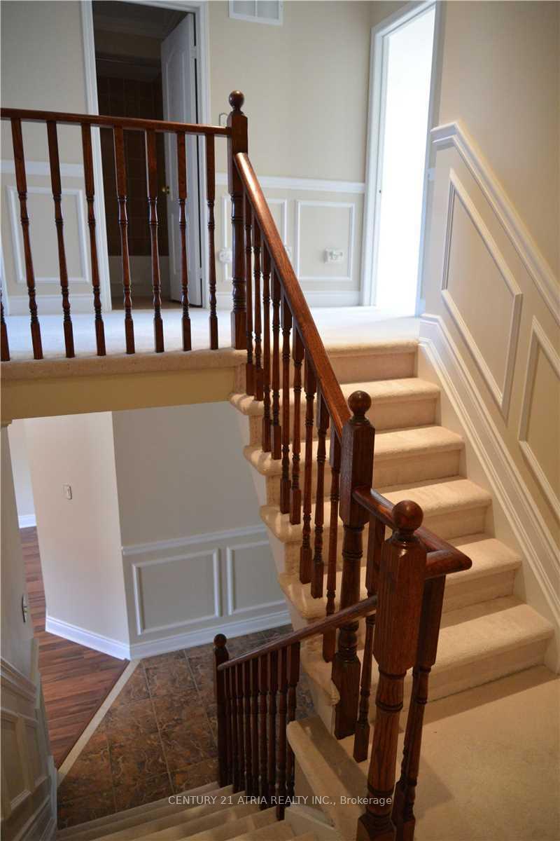 Photo 11 of 82 Red River Crescent, Newmarket, Woodland Hill — HOMEH
