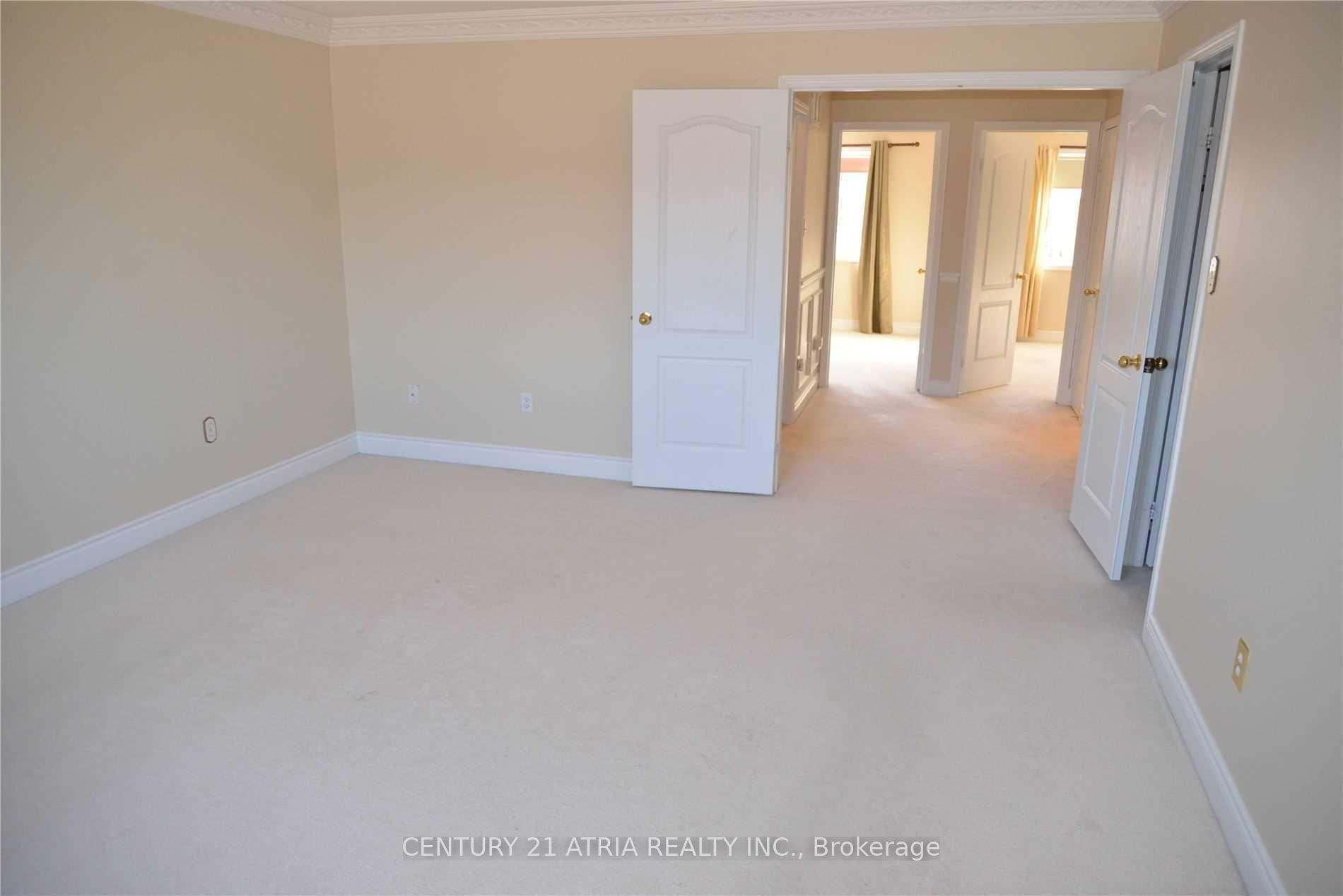 Photo 13 of 82 Red River Crescent, Newmarket, Woodland Hill — HOMEH