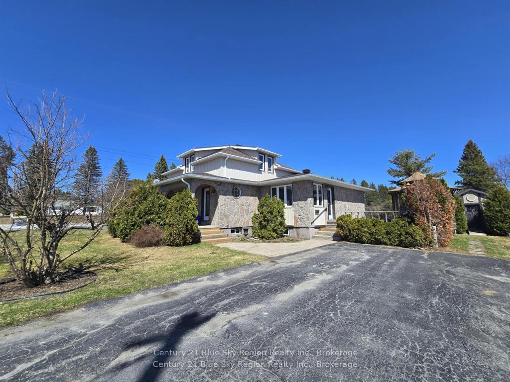 Photo of 22 Dubeau Street