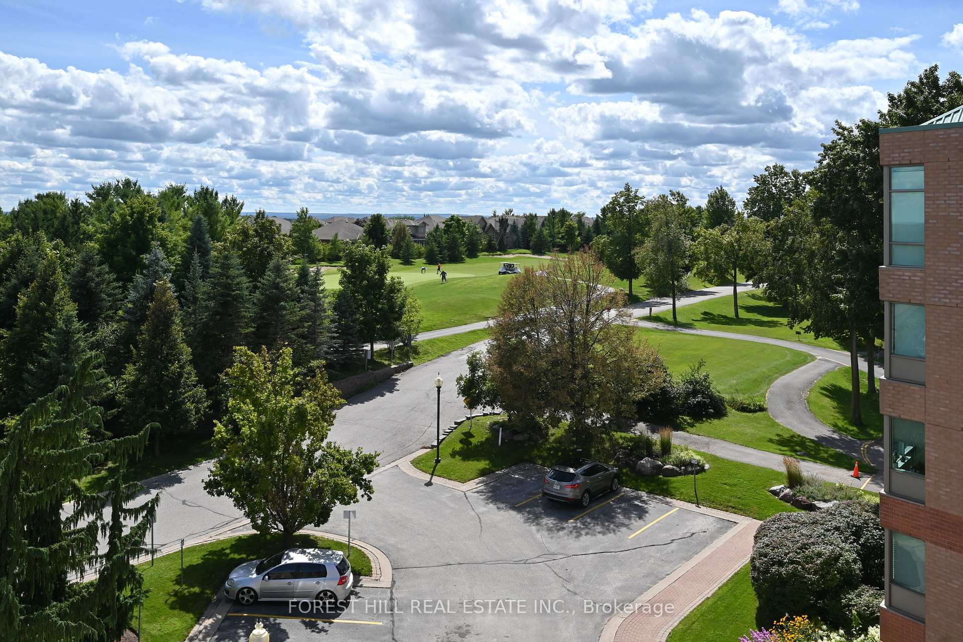 Photo 9 of Unit 507, 4 Briar Hill Heights, New Tecumseth, Rural New Tecumseth — HOMEH