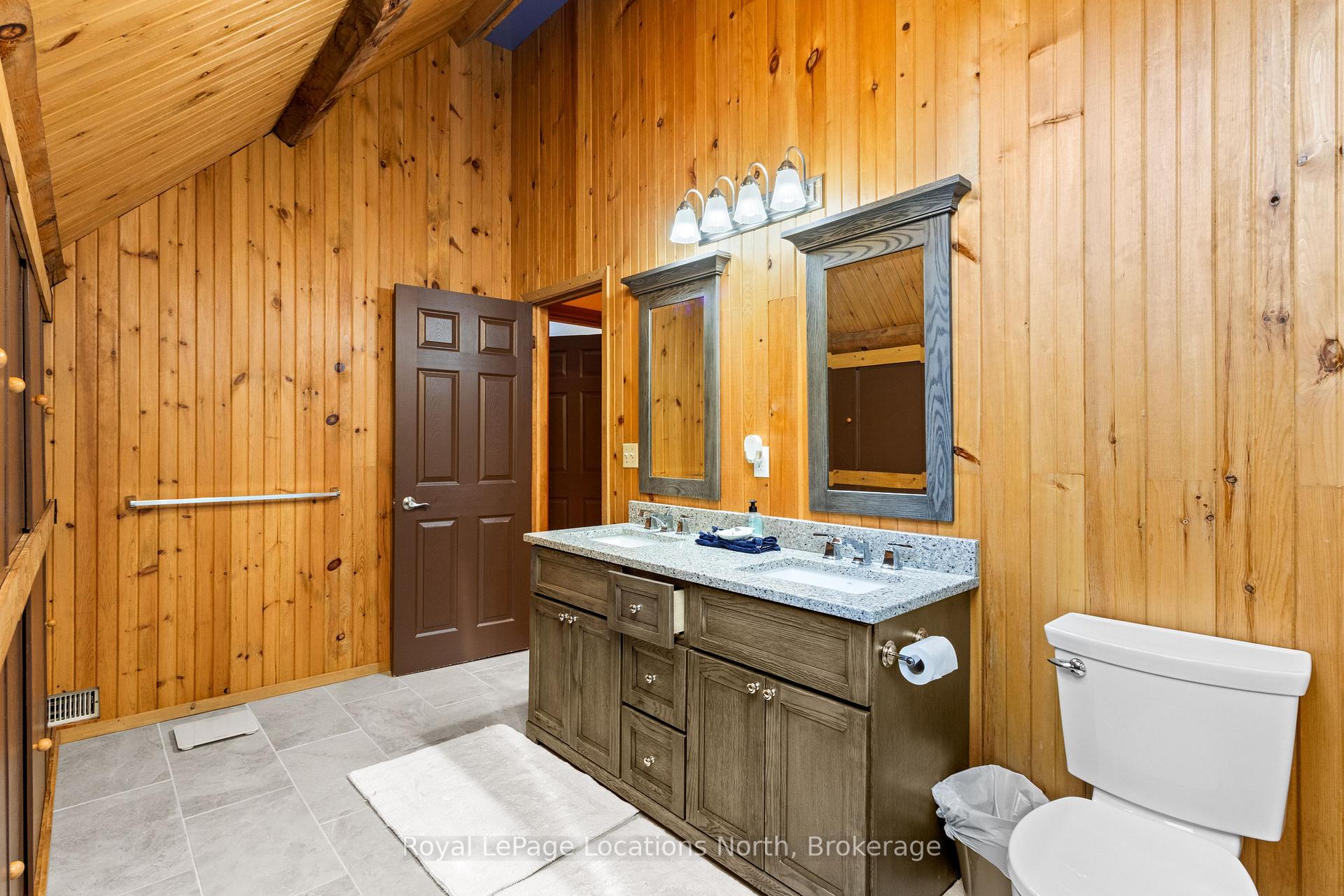 Photo 31 of 24 Oliver Crescent, Collingwood — HOMEH