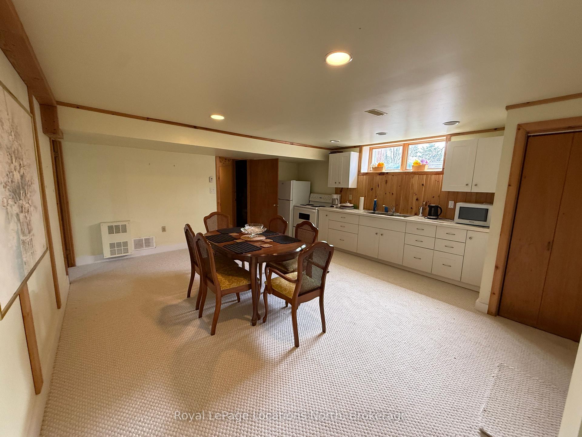 Photo 37 of 24 Oliver Crescent, Collingwood — HOMEH