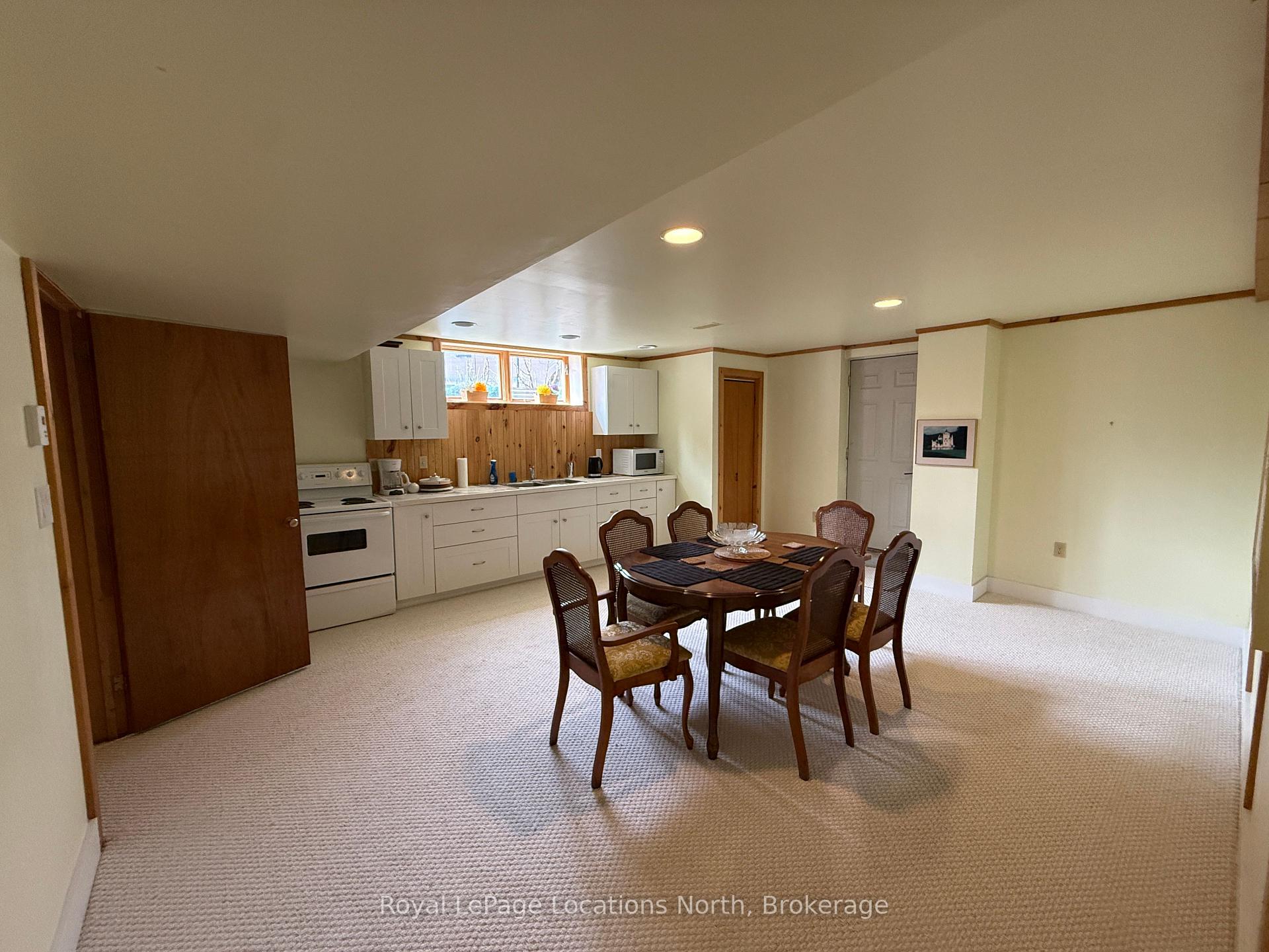 Photo 38 of 24 Oliver Crescent, Collingwood — HOMEH