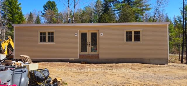 Photo 2 of 1061 Gull Lake Road, Frontenac, Frontenac North — HOMEH