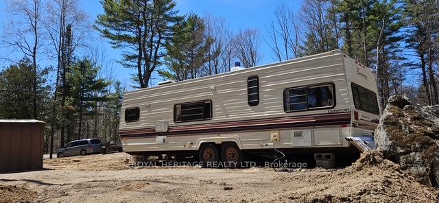 Photo 3 of 1061 Gull Lake Road, Frontenac, Frontenac North — HOMEH