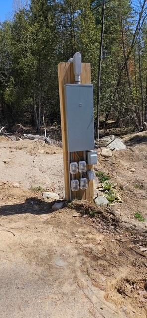 Photo 4 of 1061 Gull Lake Road, Frontenac, Frontenac North — HOMEH