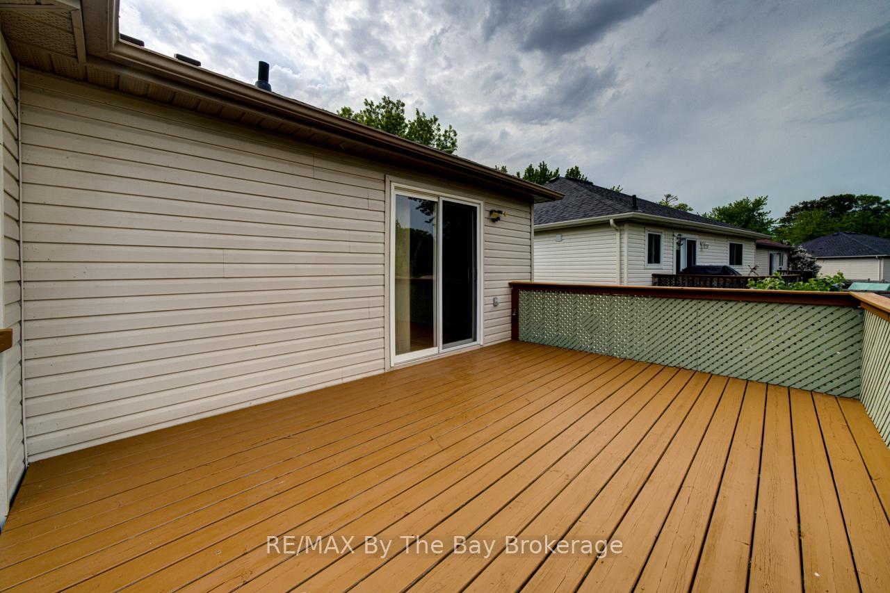 Photo 28 of 39 Rose Valley Way, Wasaga Beach — HOMEH