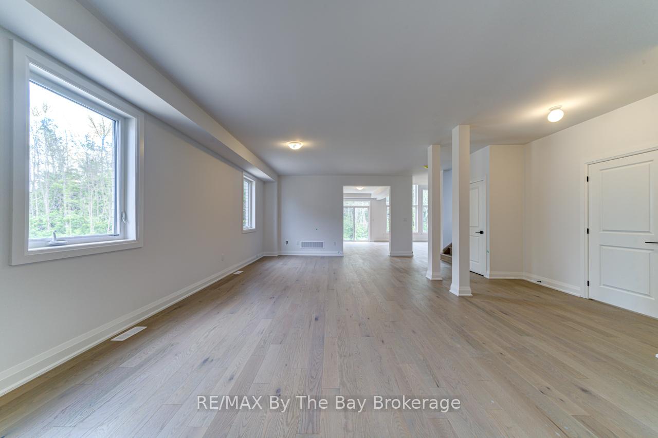 Photo 6 of 26 Amber Drive, Wasaga Beach — HOMEH