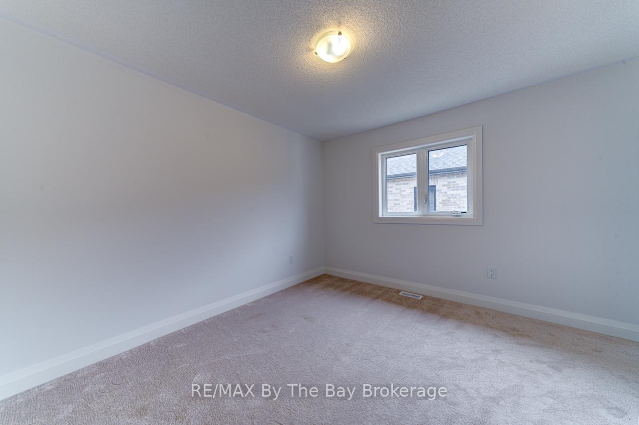 Photo 22 of 26 Amber Drive, Wasaga Beach — HOMEH