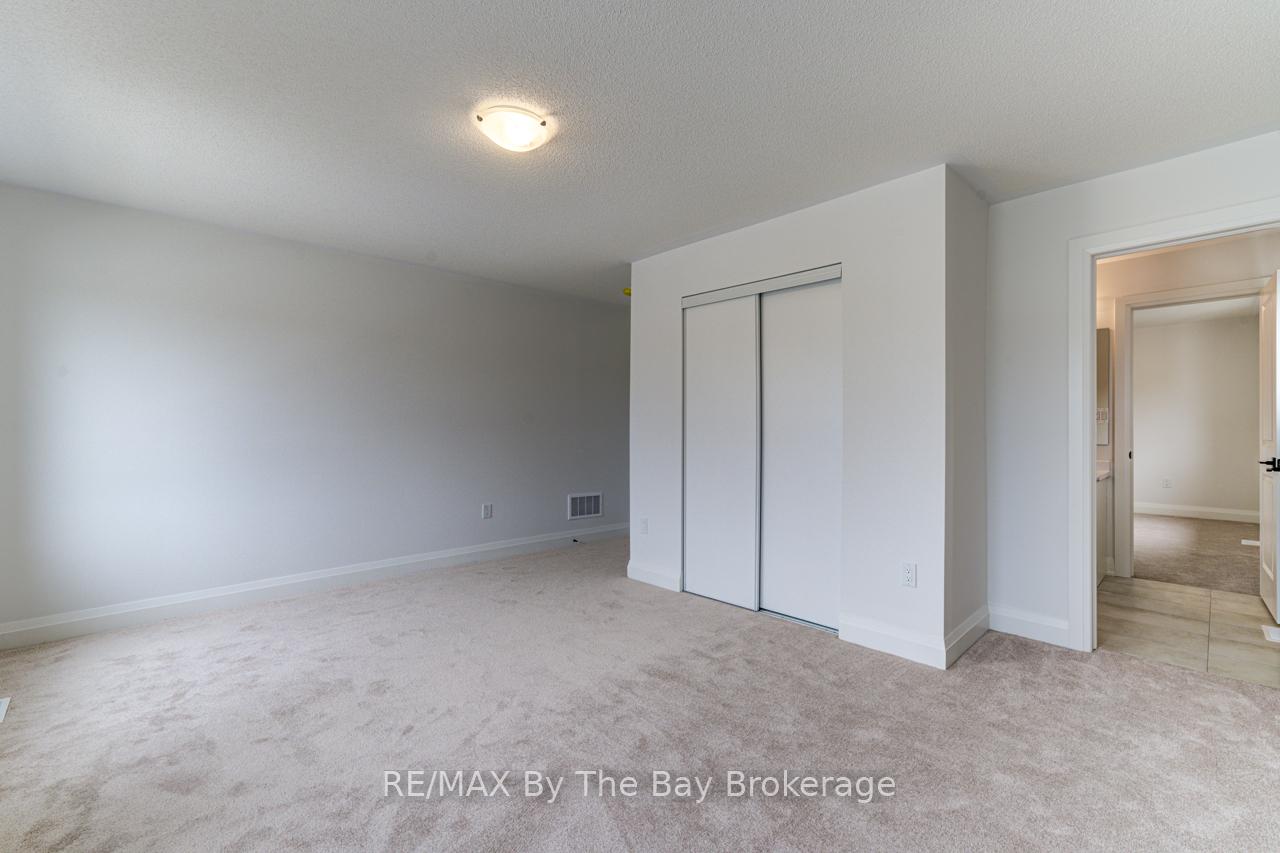 Photo 27 of 26 Amber Drive, Wasaga Beach — HOMEH