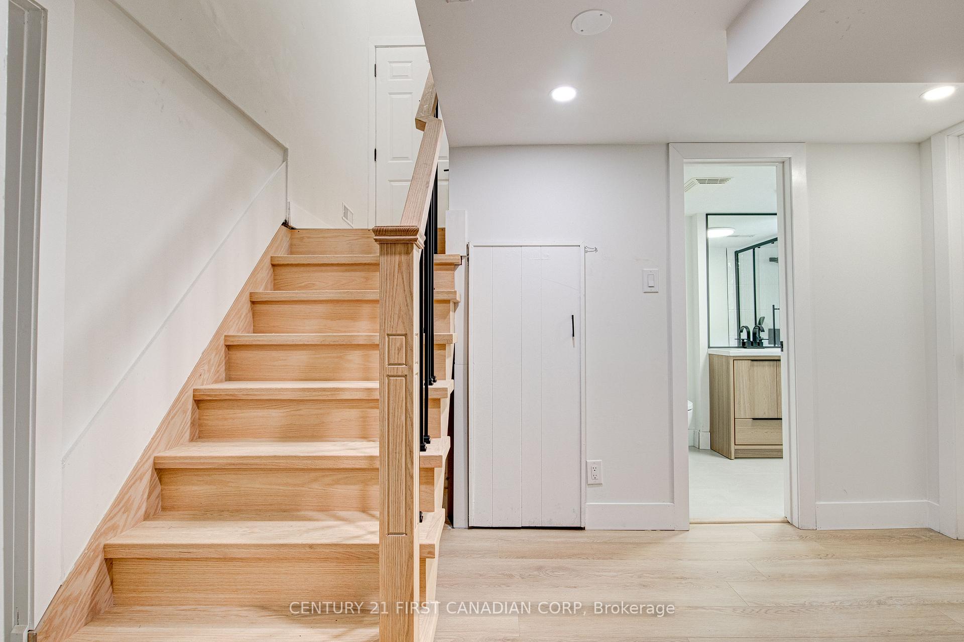Photo 33 of 189 Eighth Avenue, Kitchener, Vanier - Kitchener — HOMEH