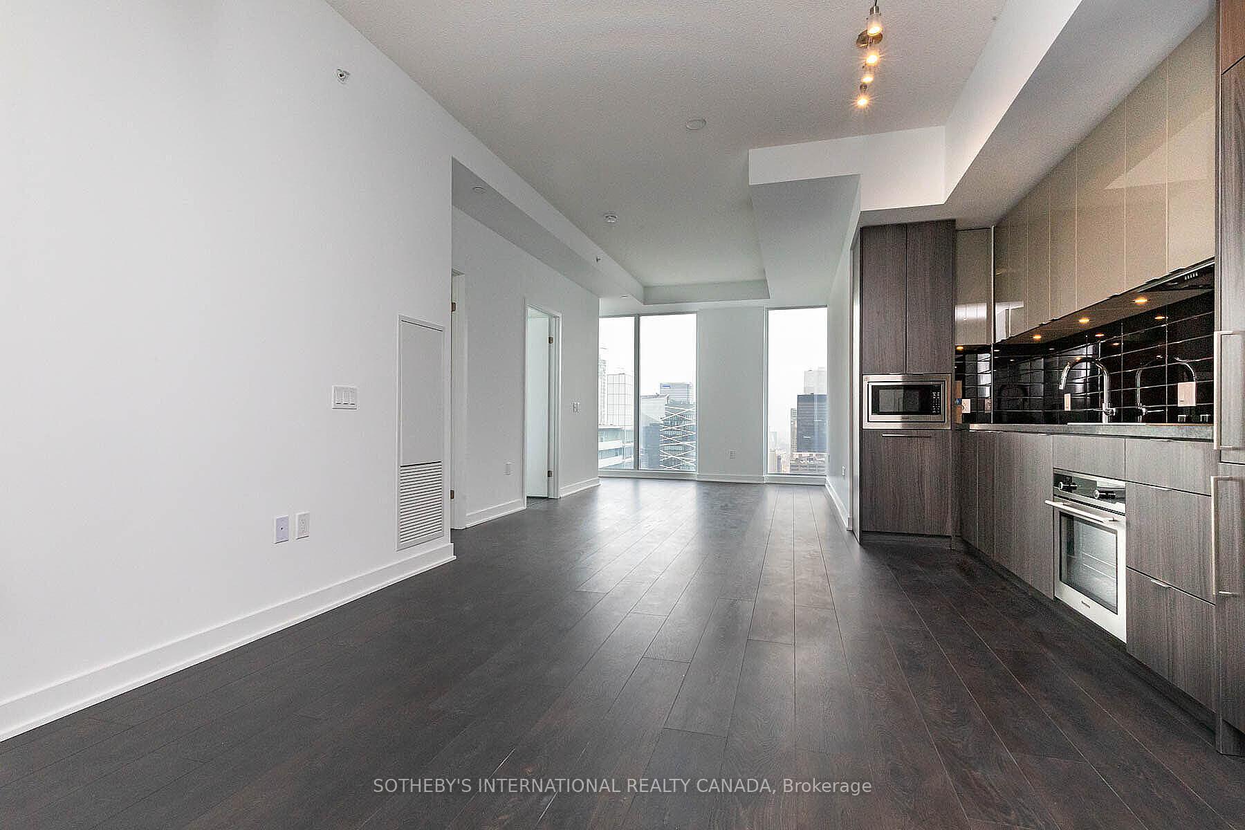 Front of Unit 5506, 125 Blue Jays Way