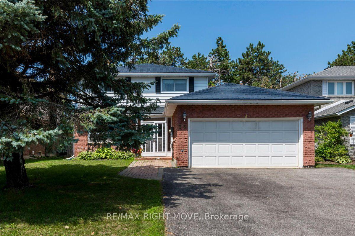 Photo of 55 Laurentian Lane