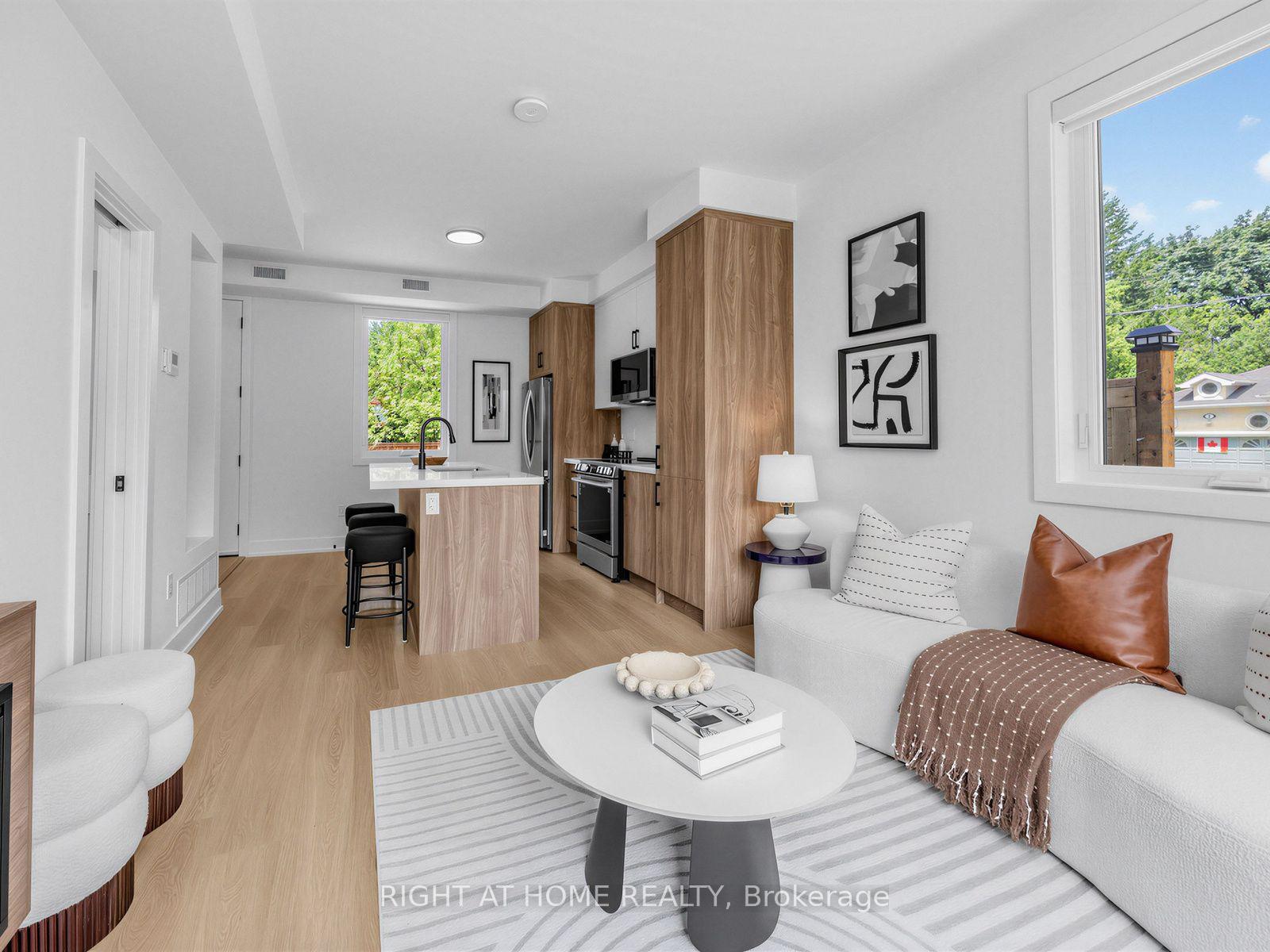 Photo 6 of Unit Unit C, 1416 Islington Avenue, Etobicoke, Princess-Rosethorn — HOMEH