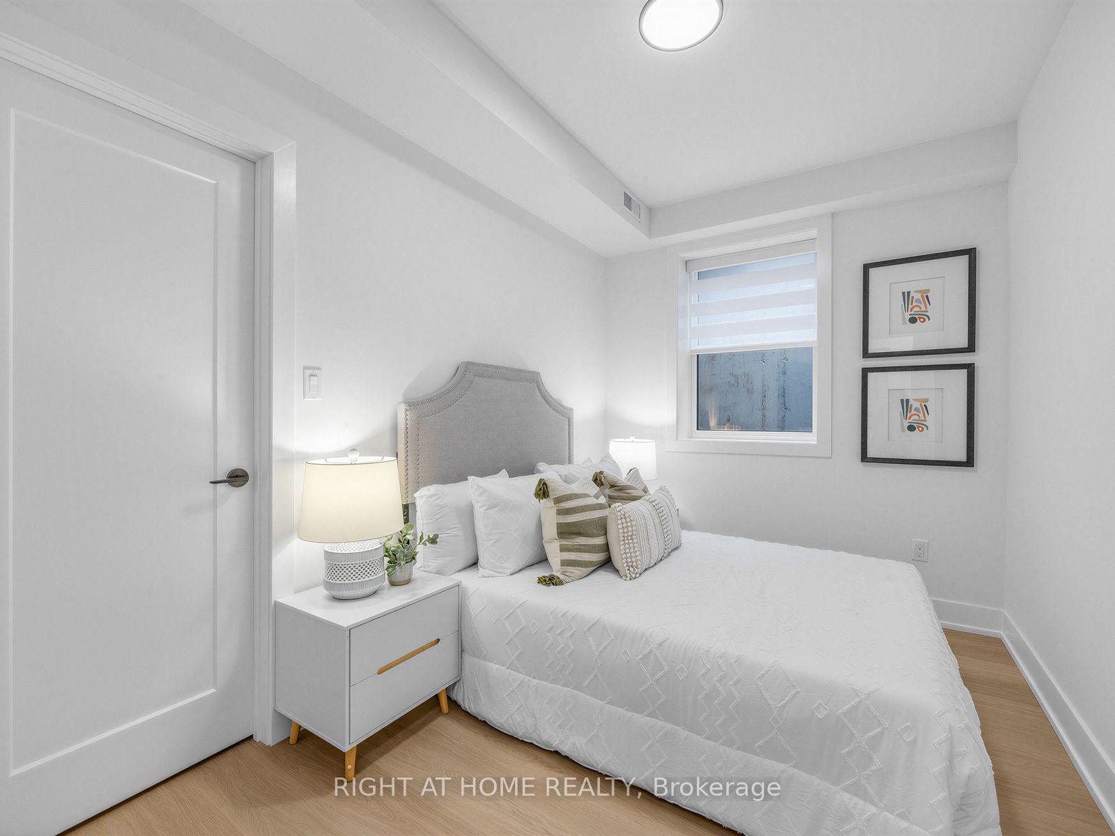 Photo 12 of Unit Unit C, 1416 Islington Avenue, Etobicoke, Princess-Rosethorn — HOMEH