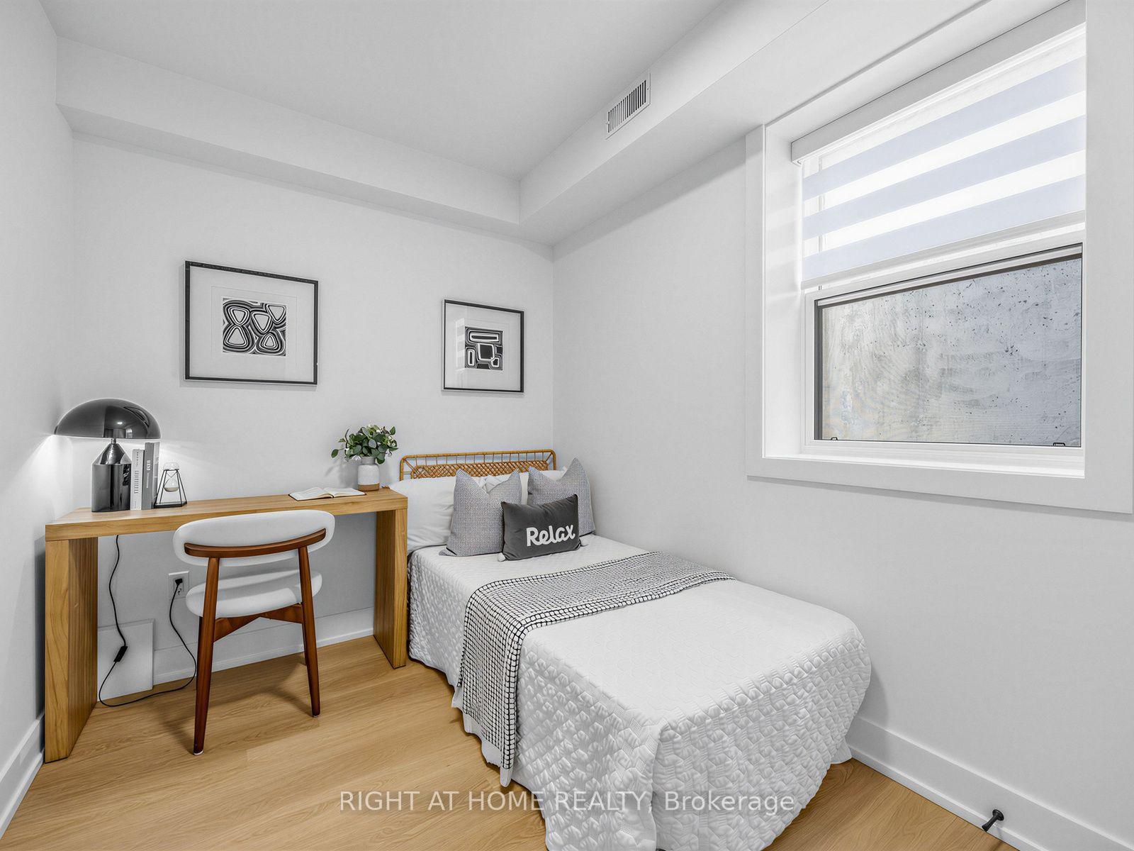 Photo 14 of Unit Unit C, 1416 Islington Avenue, Etobicoke, Princess-Rosethorn — HOMEH