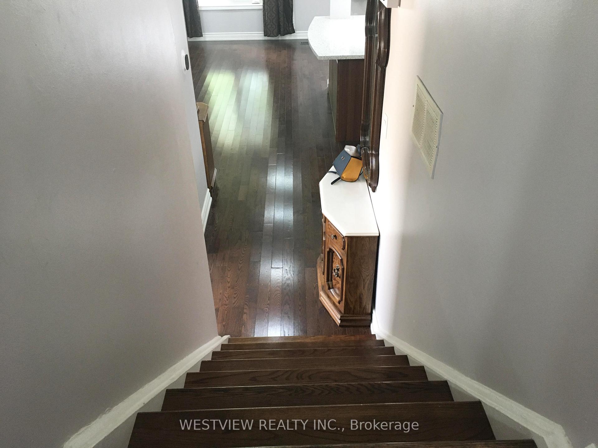 Photo 16 of 19 Coxworth Crescent, Scarborough, Malvern — HOMEH