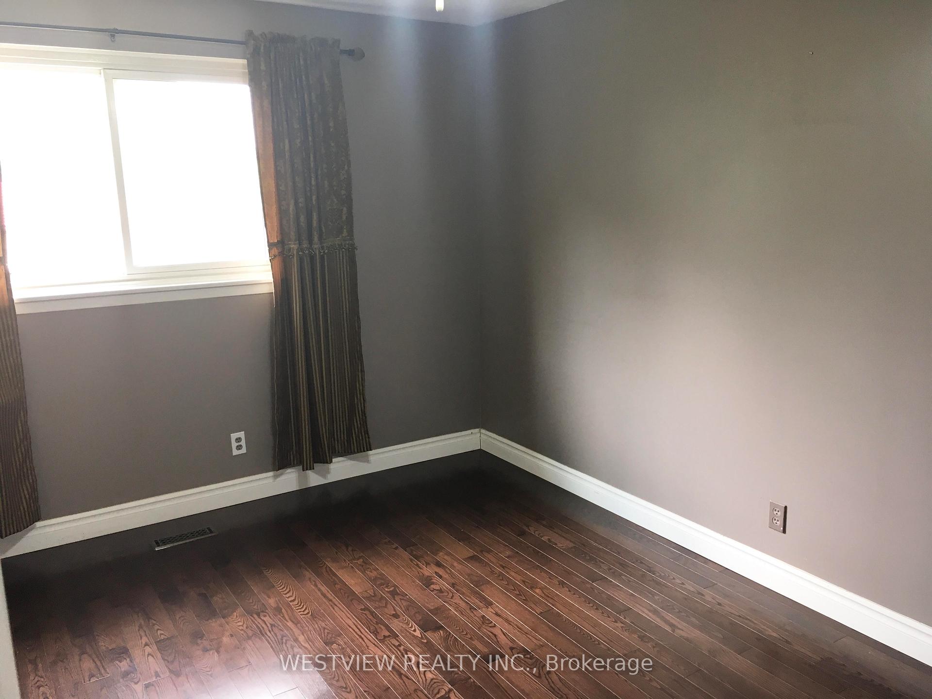 Photo 17 of 19 Coxworth Crescent, Scarborough, Malvern — HOMEH