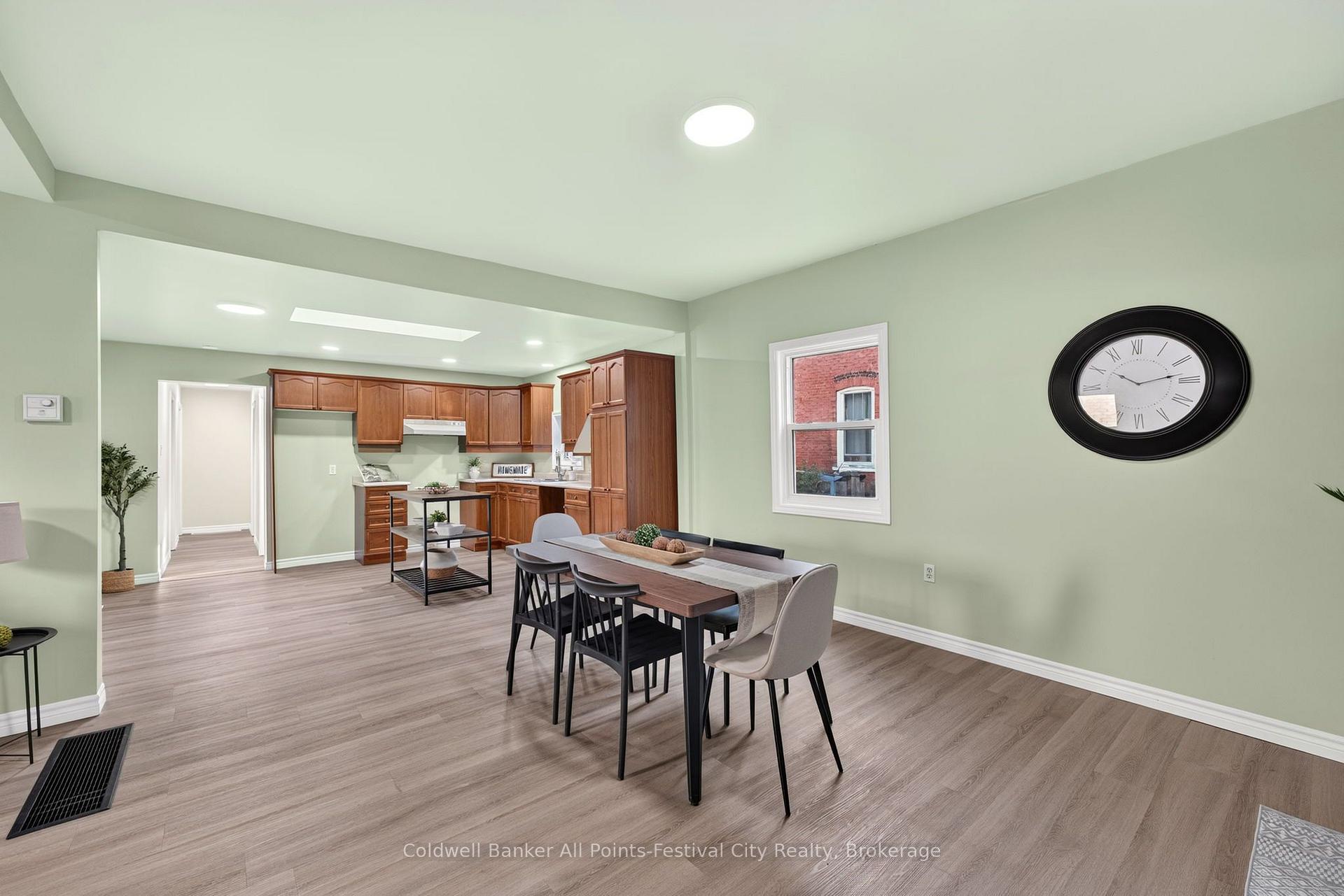 Photo 12 of 33 Bruce Street E, Goderich, Goderich (Town) — HOMEH