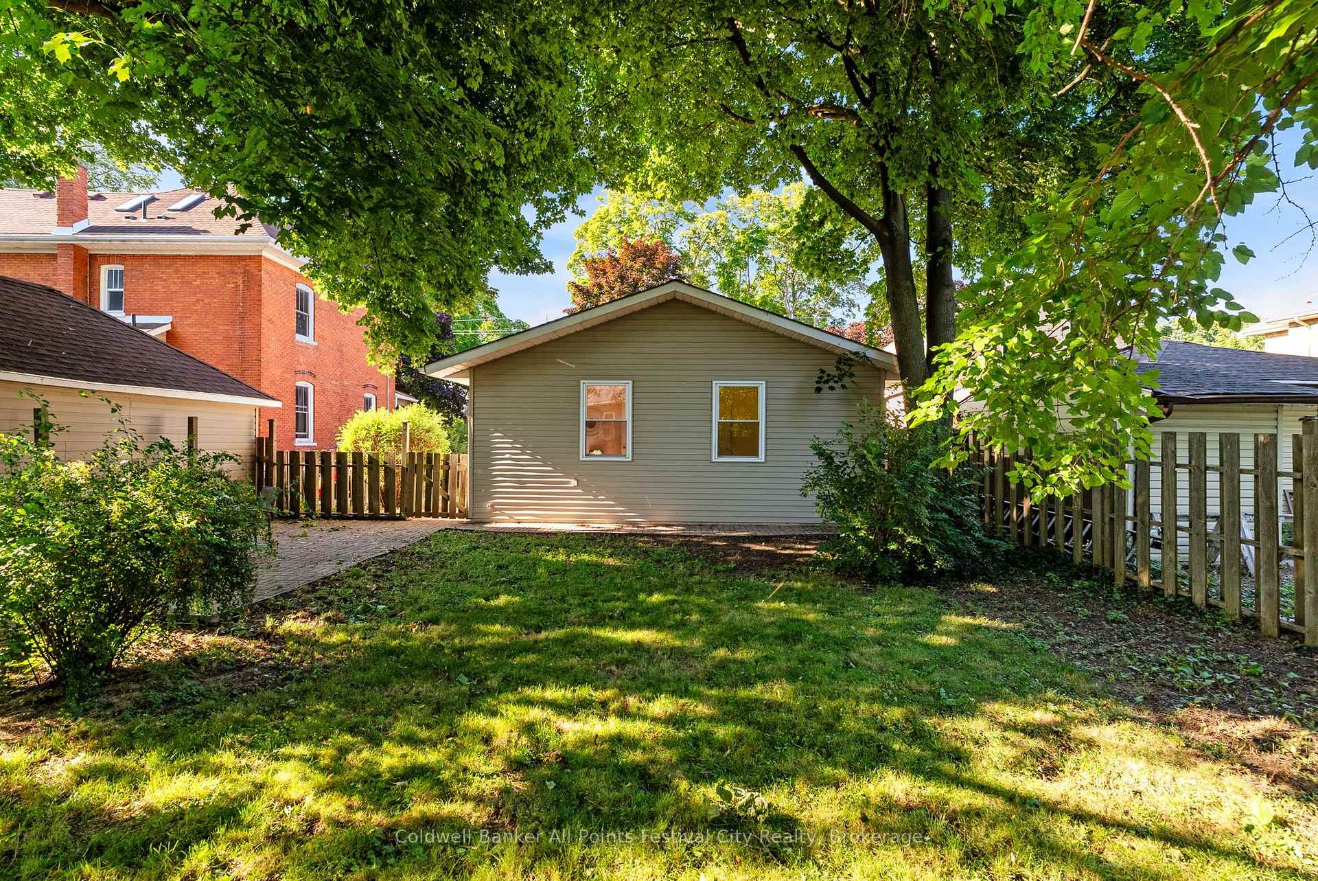 Photo 33 of 33 Bruce Street E, Goderich, Goderich (Town) — HOMEH