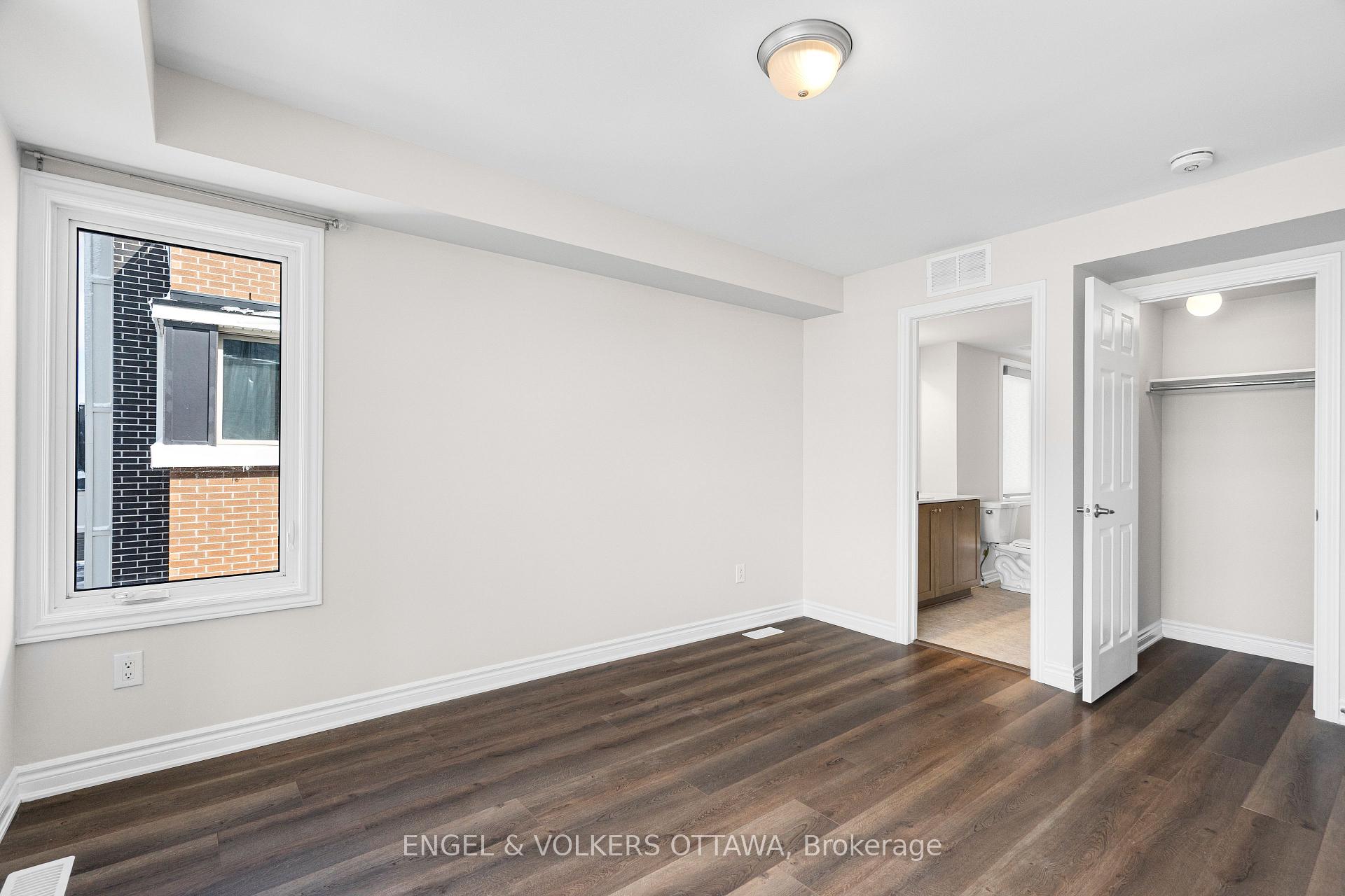 Photo 27 of 571 Ozawa Private, Ottawa, CFB Rockcliffe and Area — HOMEH